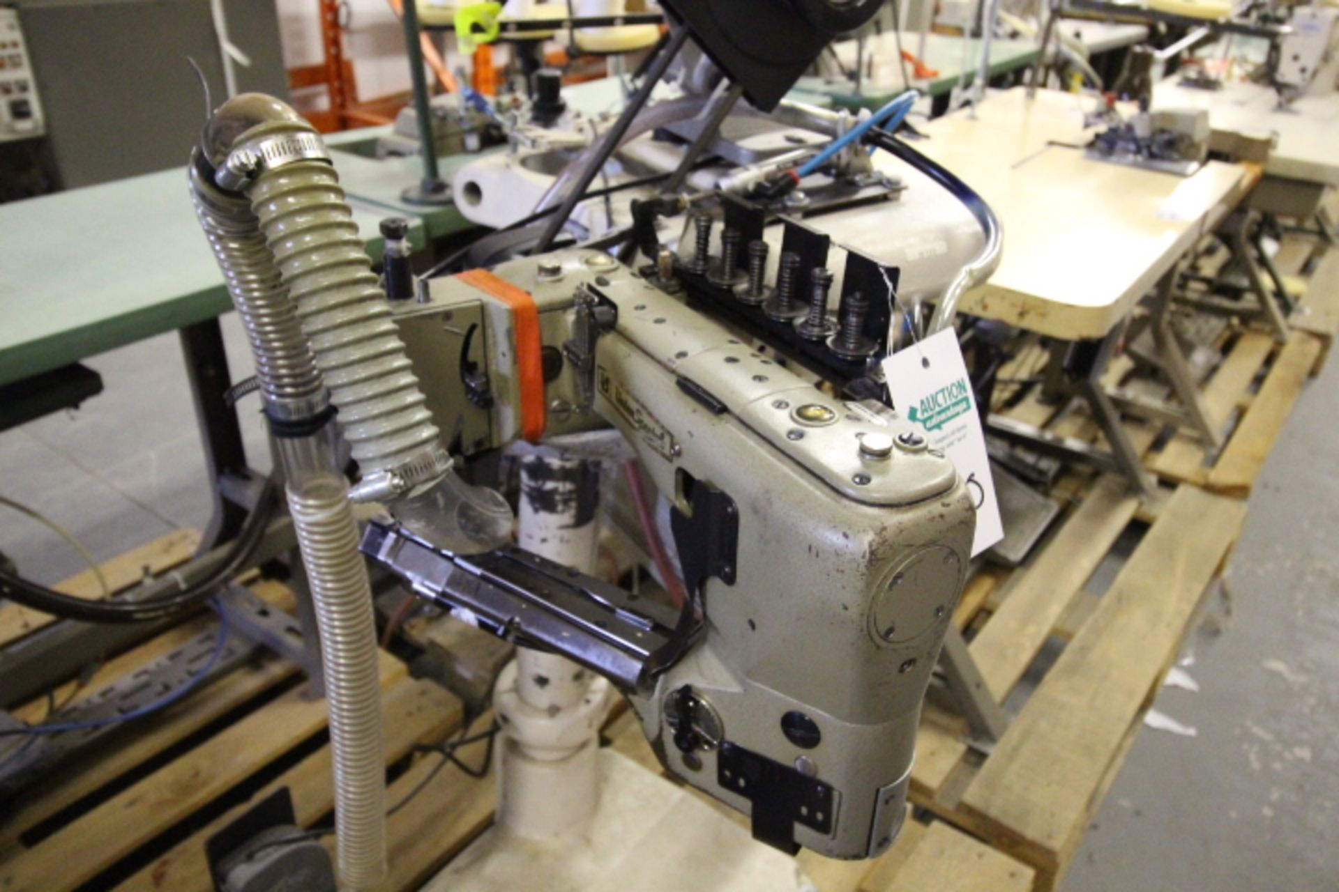 EFKA Union Special Flatlock Stitch Sewing Machine 230 volt 1phase Pneumatic - Image 4 of 4