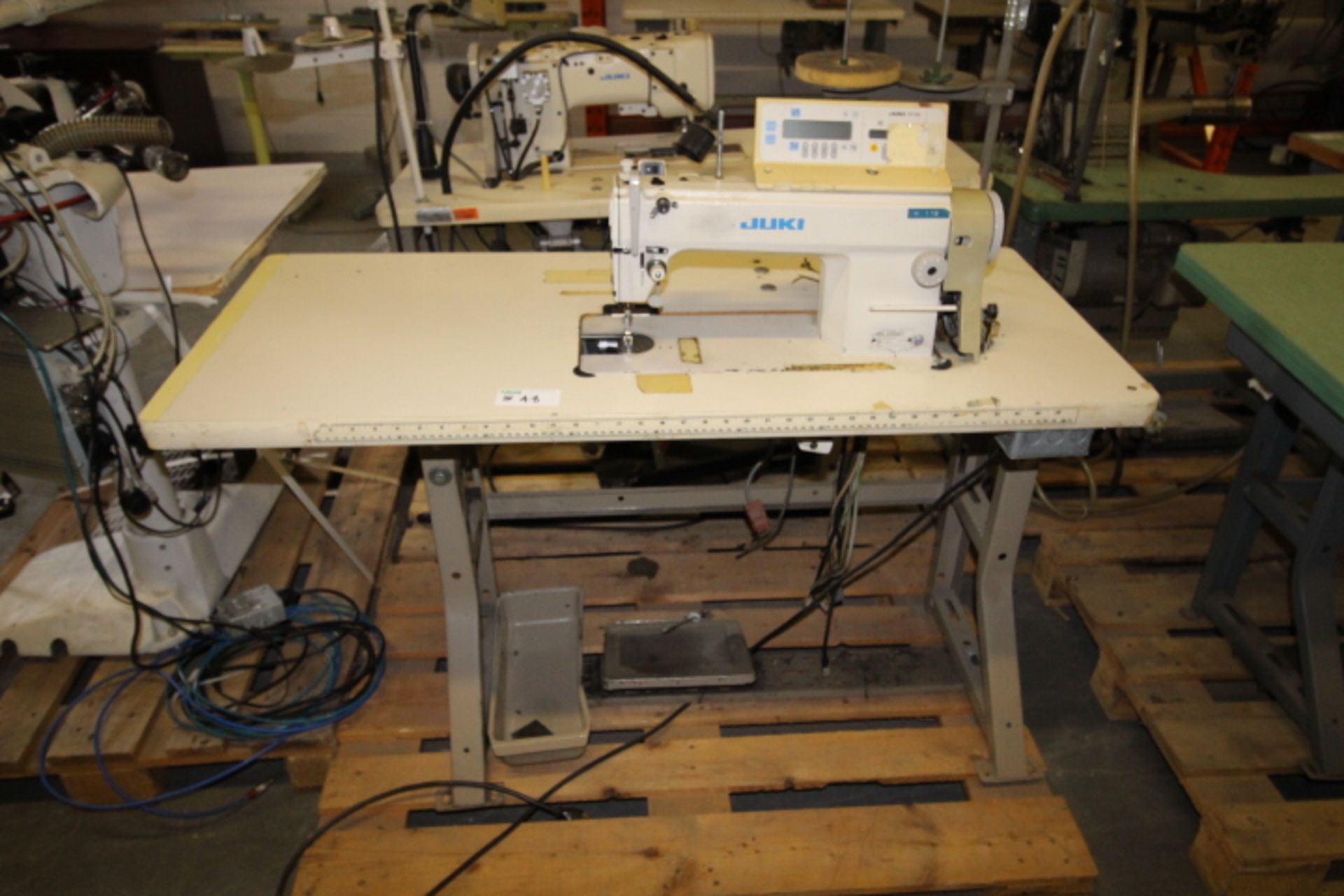 Juki Straight Stitch Sewing Machine 3phase Missing Parts (eletrical panel), M#DDL 5550N7