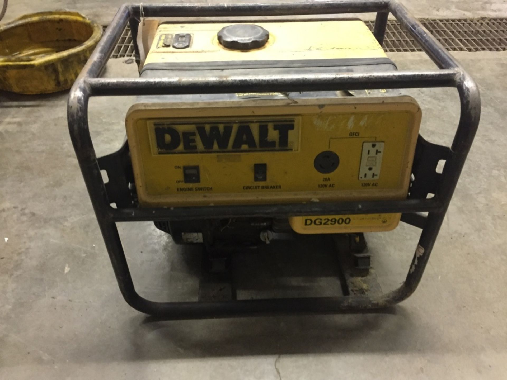 DeWalt DG2900 Generator w/ Honda GX160, 5.5 HP, Location: 4127 Blairs Ferry Rd. NE Cedar Rapids, - Image 2 of 4