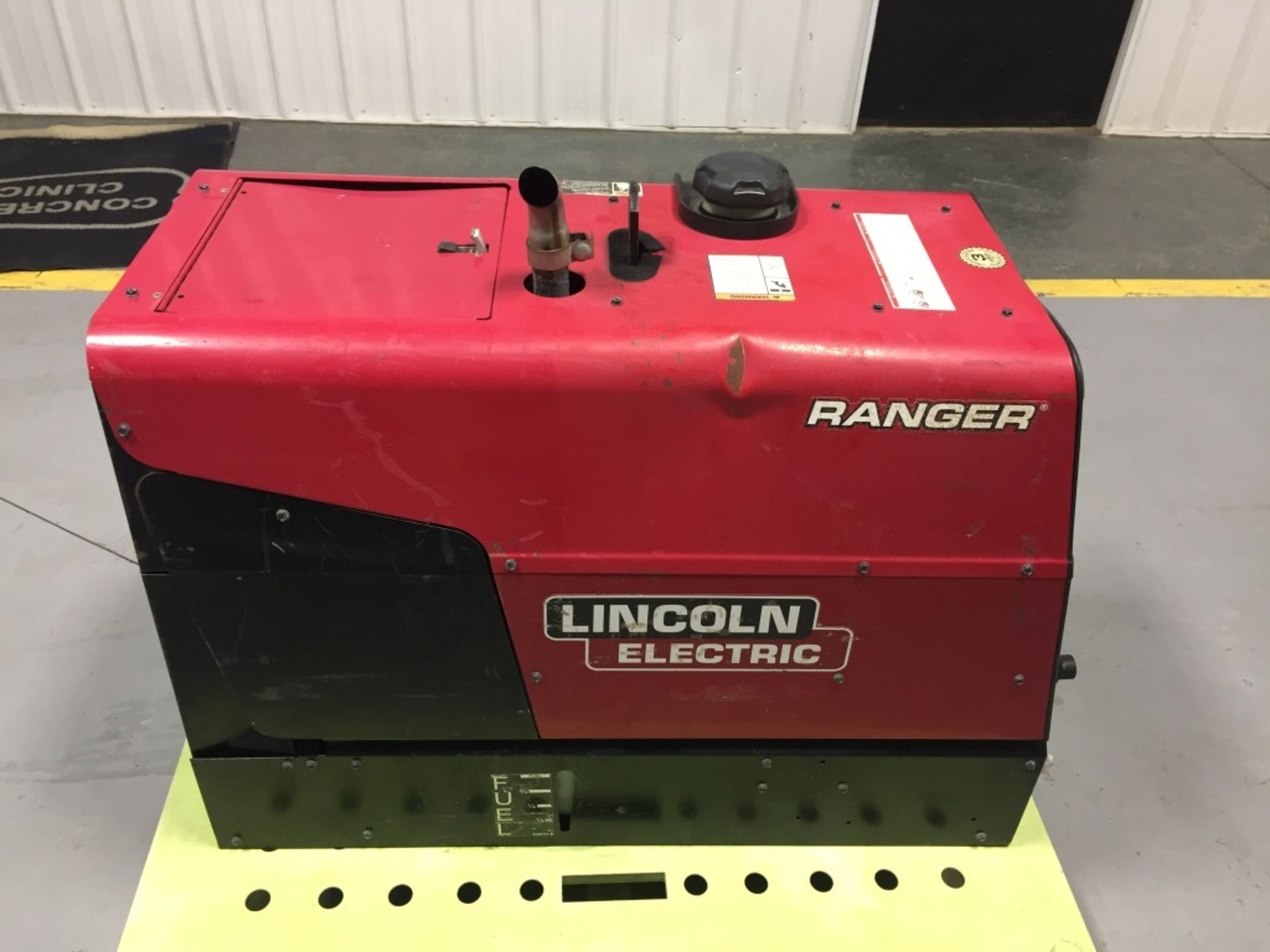 Lincoln 225 Ranger Welder/Generator, 1210hrs, Kohler CH235, 25 HP