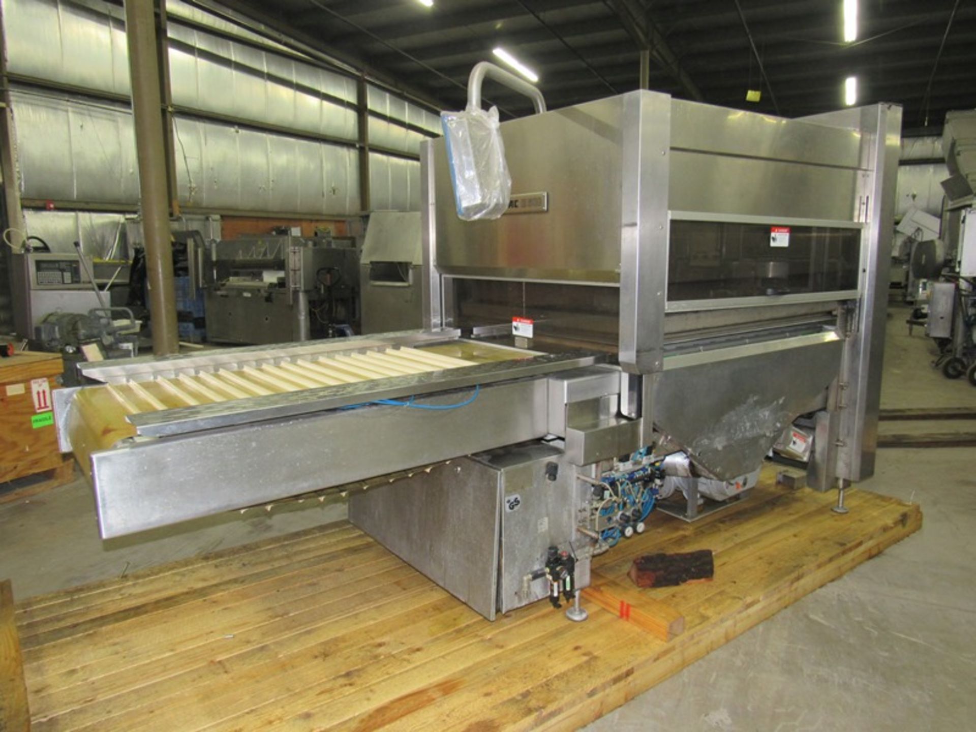 Multivac Mdl. B500 Chamber Belt Packaging Machine, 29 1/2" W X 65" L flighted infeed belt, chamber - Image 3 of 10