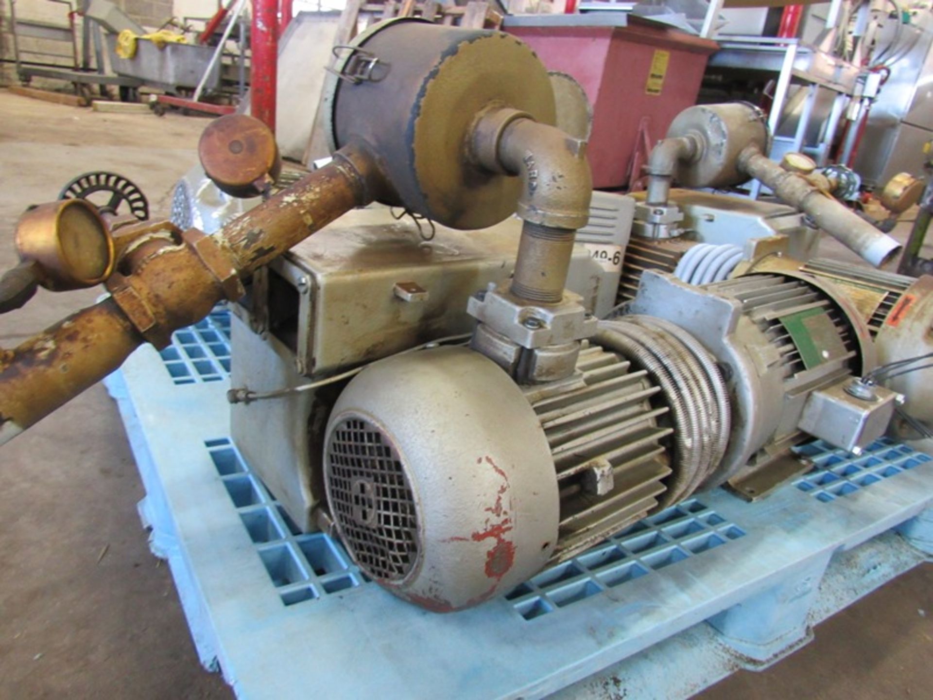 Busch Mdl. RCO100 Vacuum Pump on 5 h.p., 208/230/460 volt motor, Ser. #C8307 - Image 2 of 3