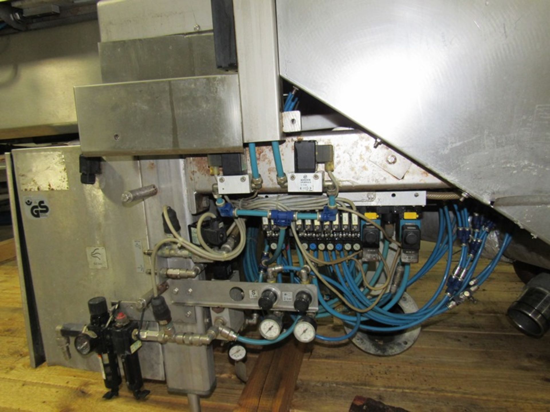 Multivac Mdl. B500 Chamber Belt Packaging Machine, 29 1/2" W X 65" L flighted infeed belt, chamber - Image 9 of 10