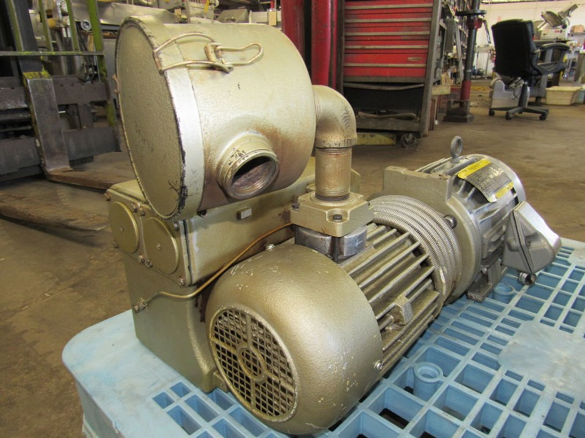 Busch Mdl. R100-138 Vacuum Pump on 5 h.p., 208/230/460 volt motor, Ser. #C3829 - Image 3 of 3