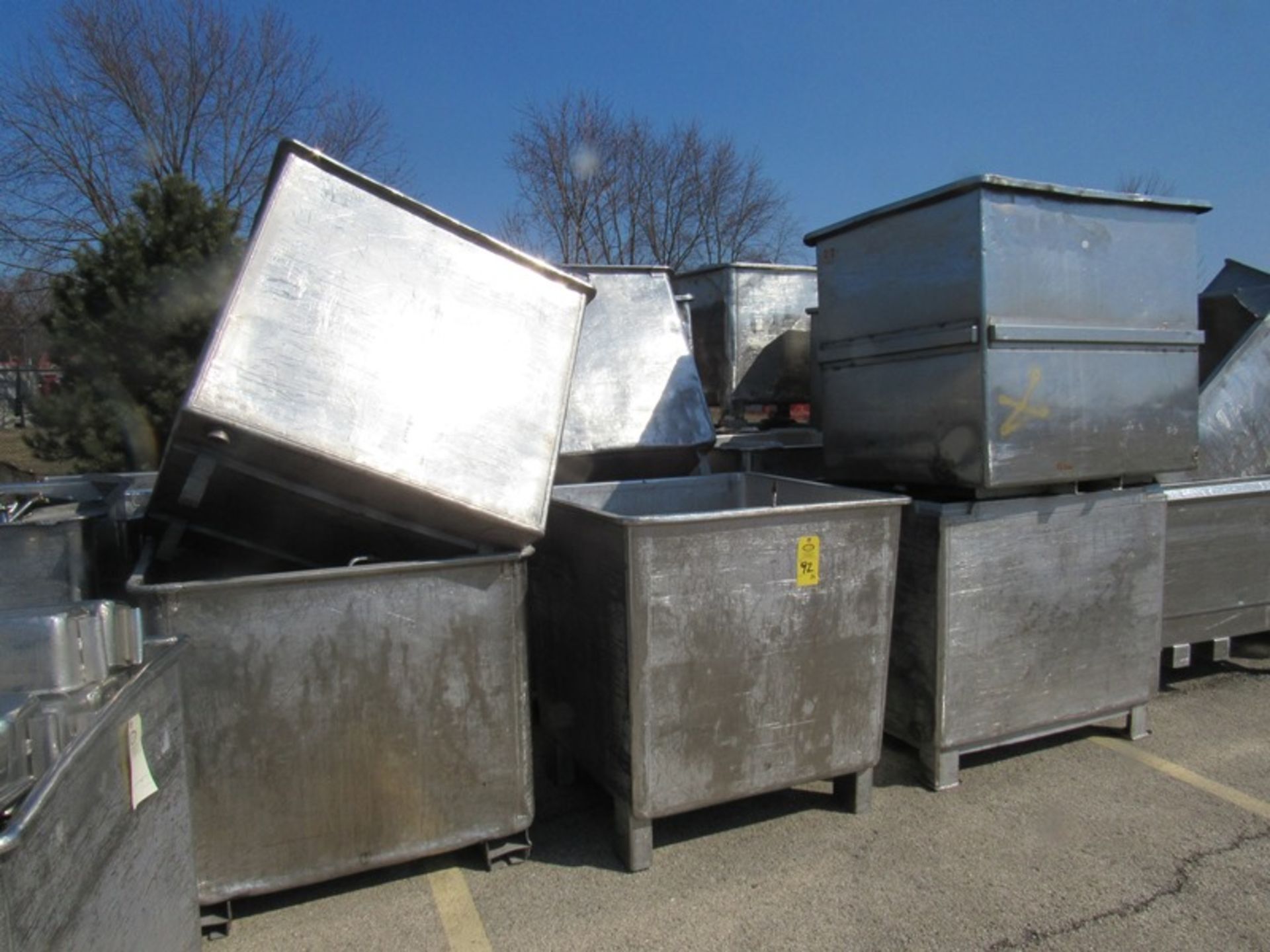 Stainless Steel Miscellaneous Sized Vats, all vats have a stainless steel air tube welded. ($100.