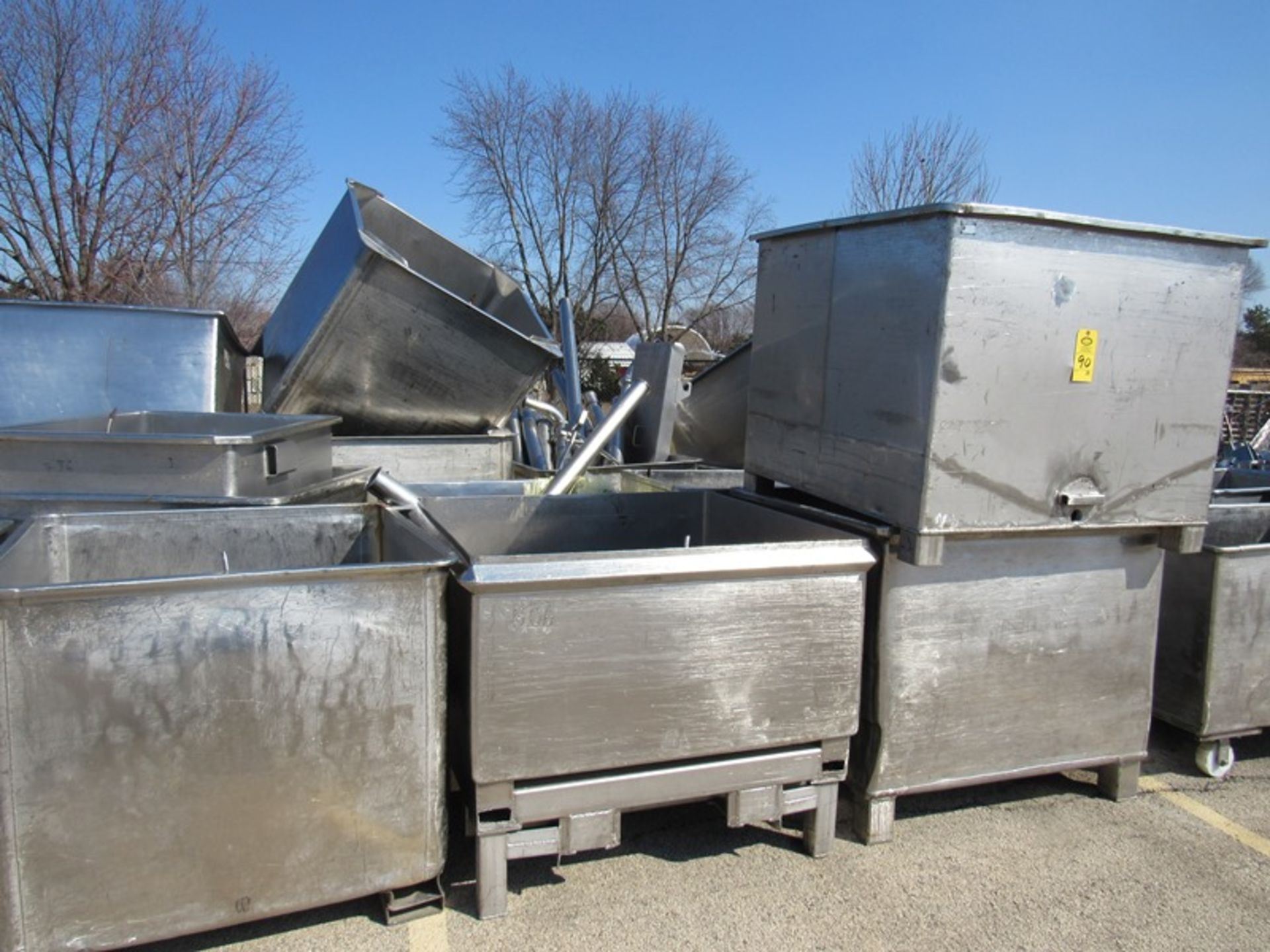 Stainless Steel Miscellaneous Sized Vats, all vats have a stainless steel air tube welded. ($100.