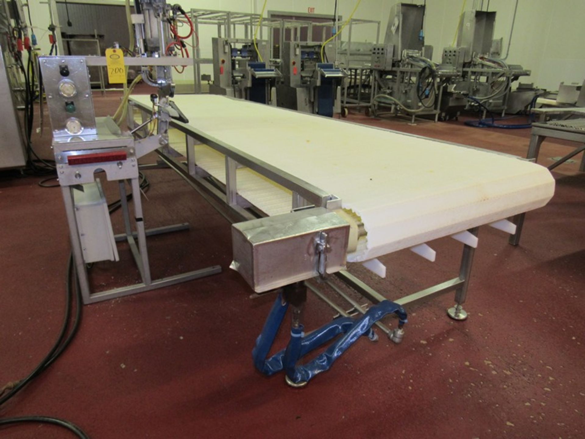 Conveyor, 36" W X 150" L plastic belt, hydraulic operation ($75.00 Required Loading Fee- Rigger: - Image 2 of 2