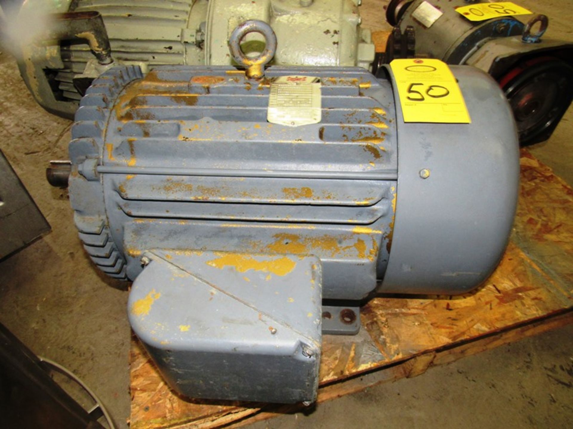 Lot (1) Motor on Gearbox, (1) Gearbox Type R80D34BDT100L4-KS & (1) Motor, 10 h.p., 460 volts, - Bild 5 aus 8