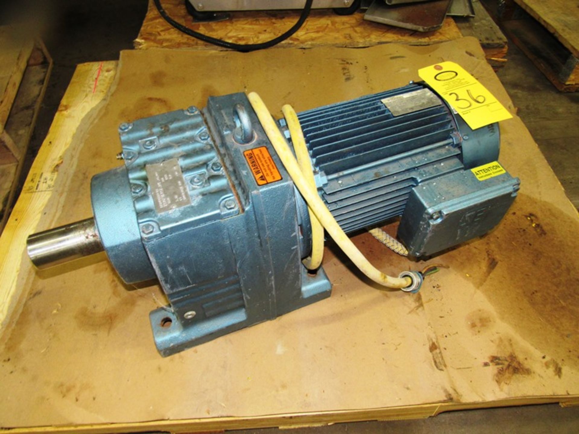 SEW Motor/Gearbox Type DFV132S4-KS, 7.5 h.p., 1720 RPM, 230/460 volts, Gearbox R87DV13234KS, input