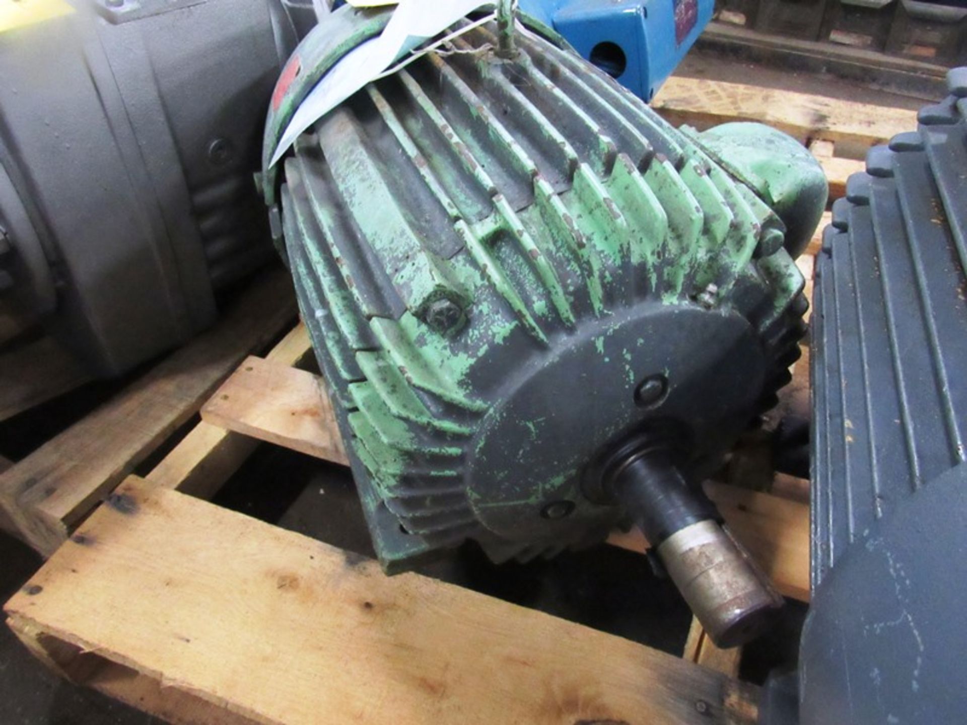 Lot (1) Blower on 2 h.p. Siemens Motor, 220 volts, (1) G.E. Blower Motor, 20 h.p., 3600 RPM, Frame - Bild 6 aus 6