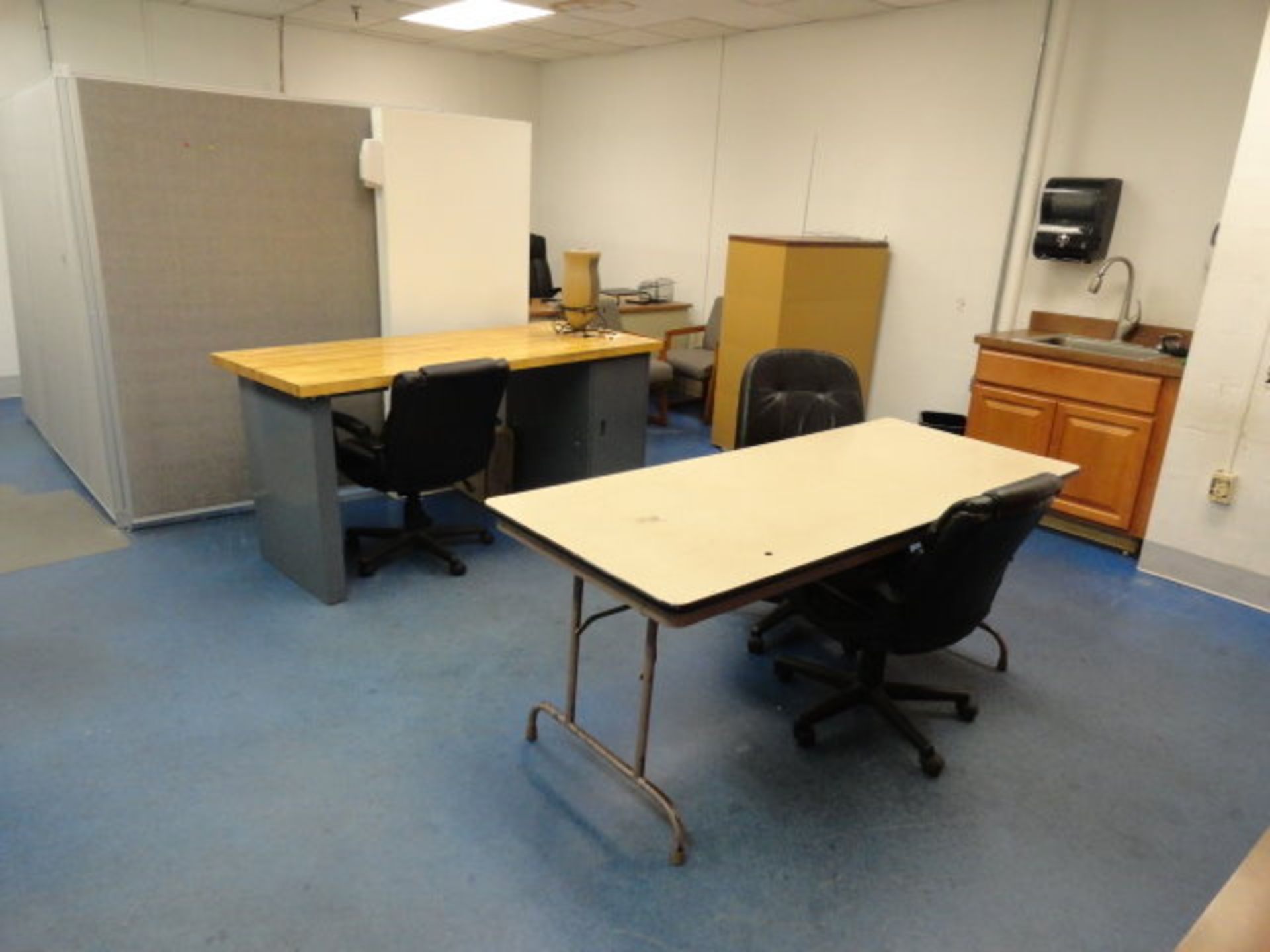 Contents of Office: (4) Wood Top Desks, (6) Office Chairs, 5 Drawer Lateral File Cabinet & 4 - Image 4 of 6