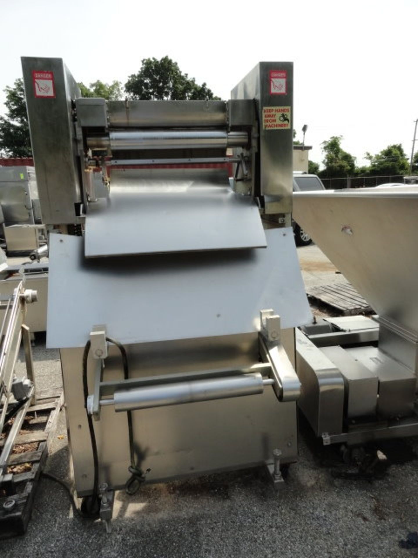 Stainless Steel Sheeting Section, 21" rollers, incomplete parts only, ($150.00 Required Loading Fee- - Image 2 of 2