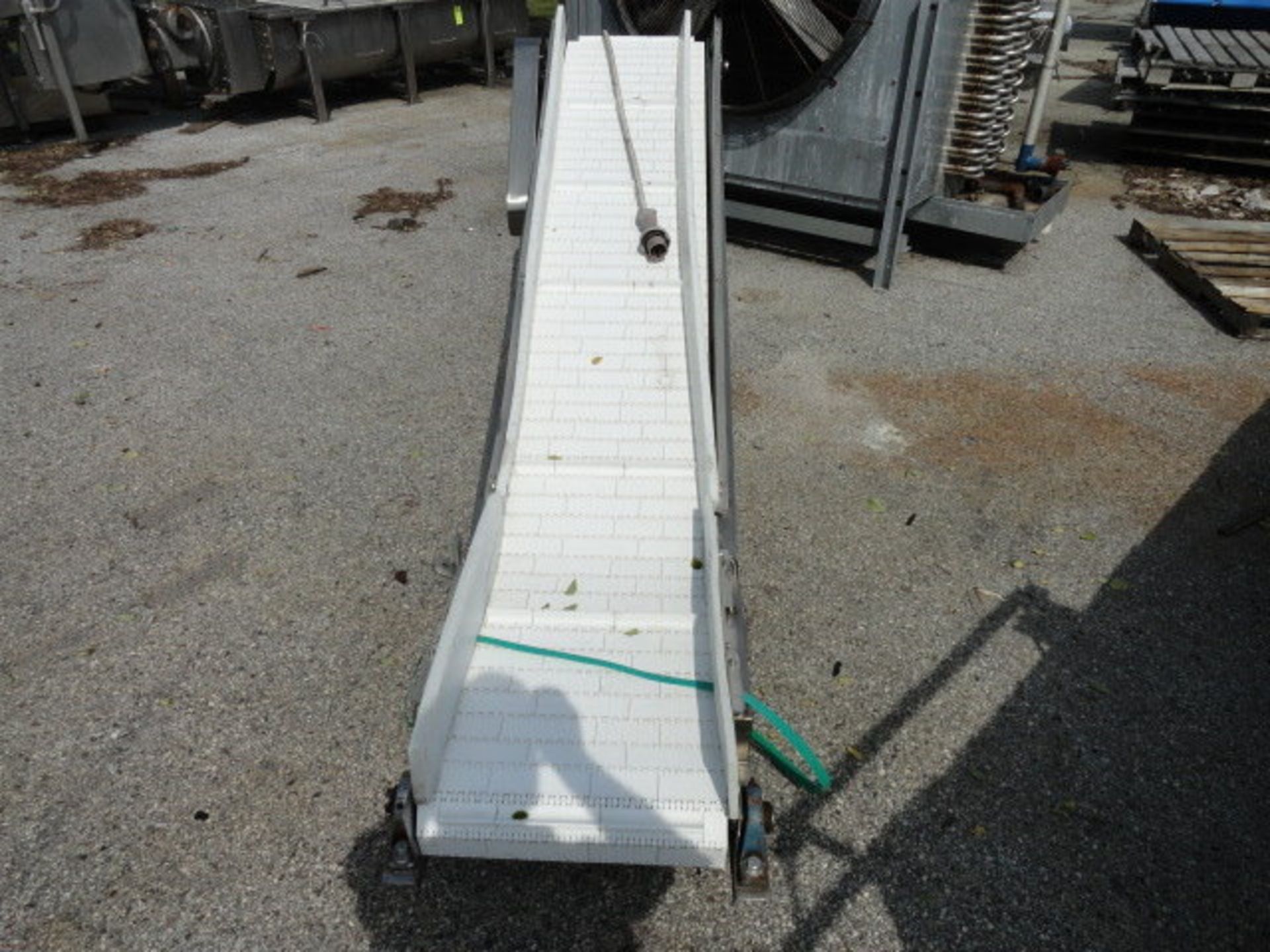 Stainless Steel Incline Belt Vonveyor, 18" w x 9' long, 1" cleats, with 13" infeed x 42" - Image 2 of 2