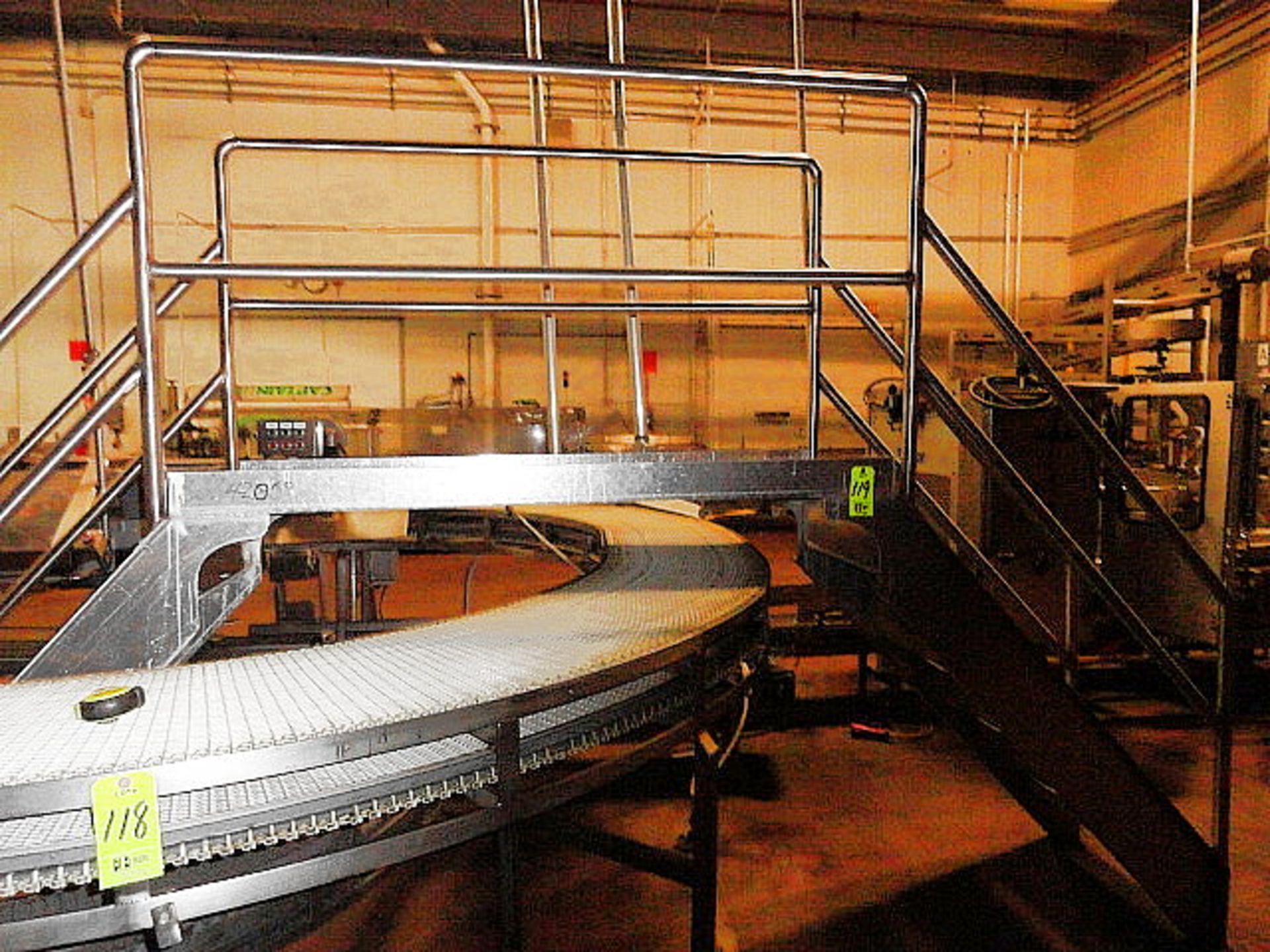 180º Stainless Steel Turn Conveyor, 18" wide x 12' radius, 47" high, ($150.00 Required Loading - Image 3 of 3