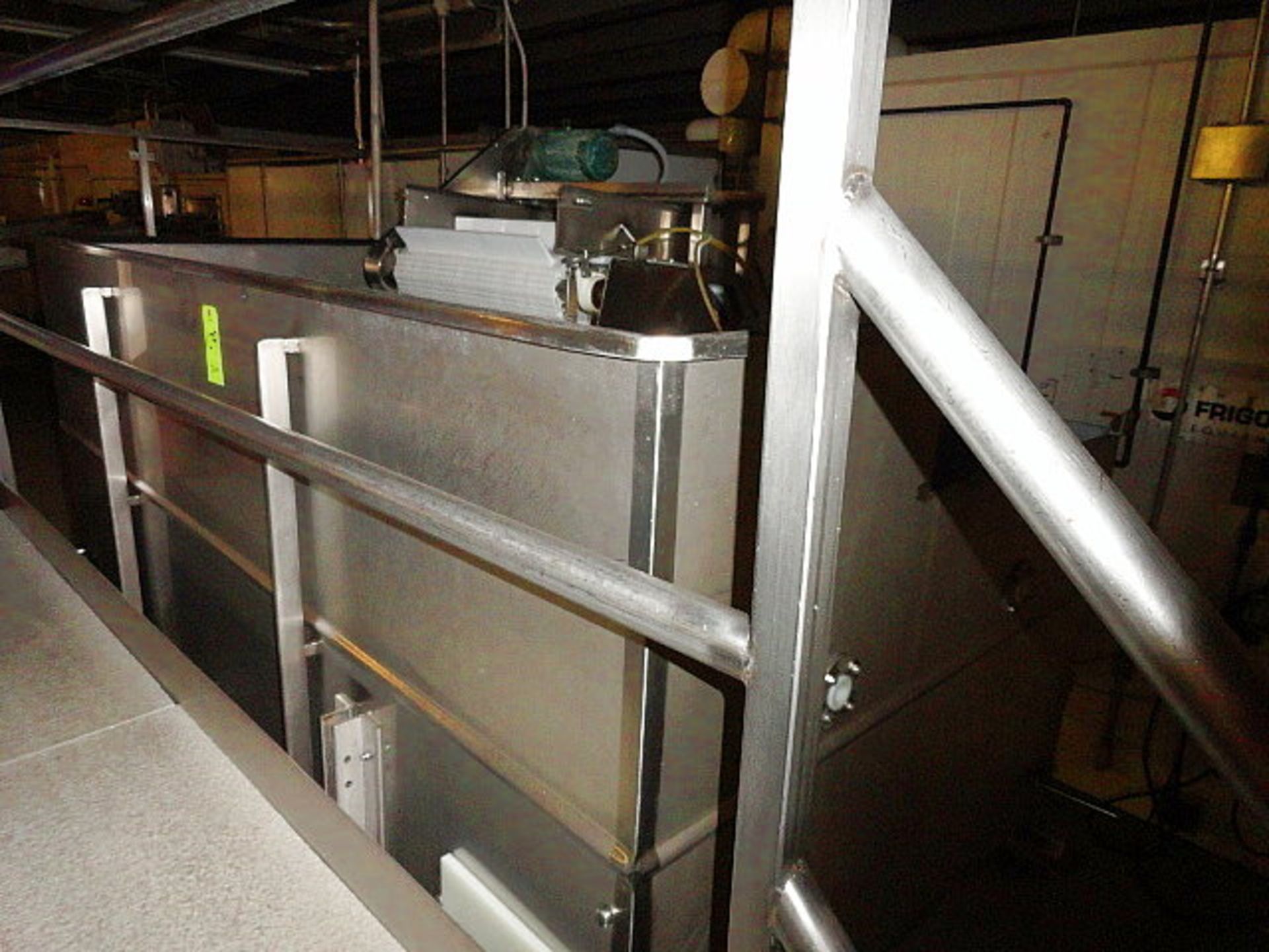 Accumulation Conveyor, Frigo discharge, live bin 8' x 4' x 40" deep, bottom belt 40" x 7' bottom - Image 3 of 4