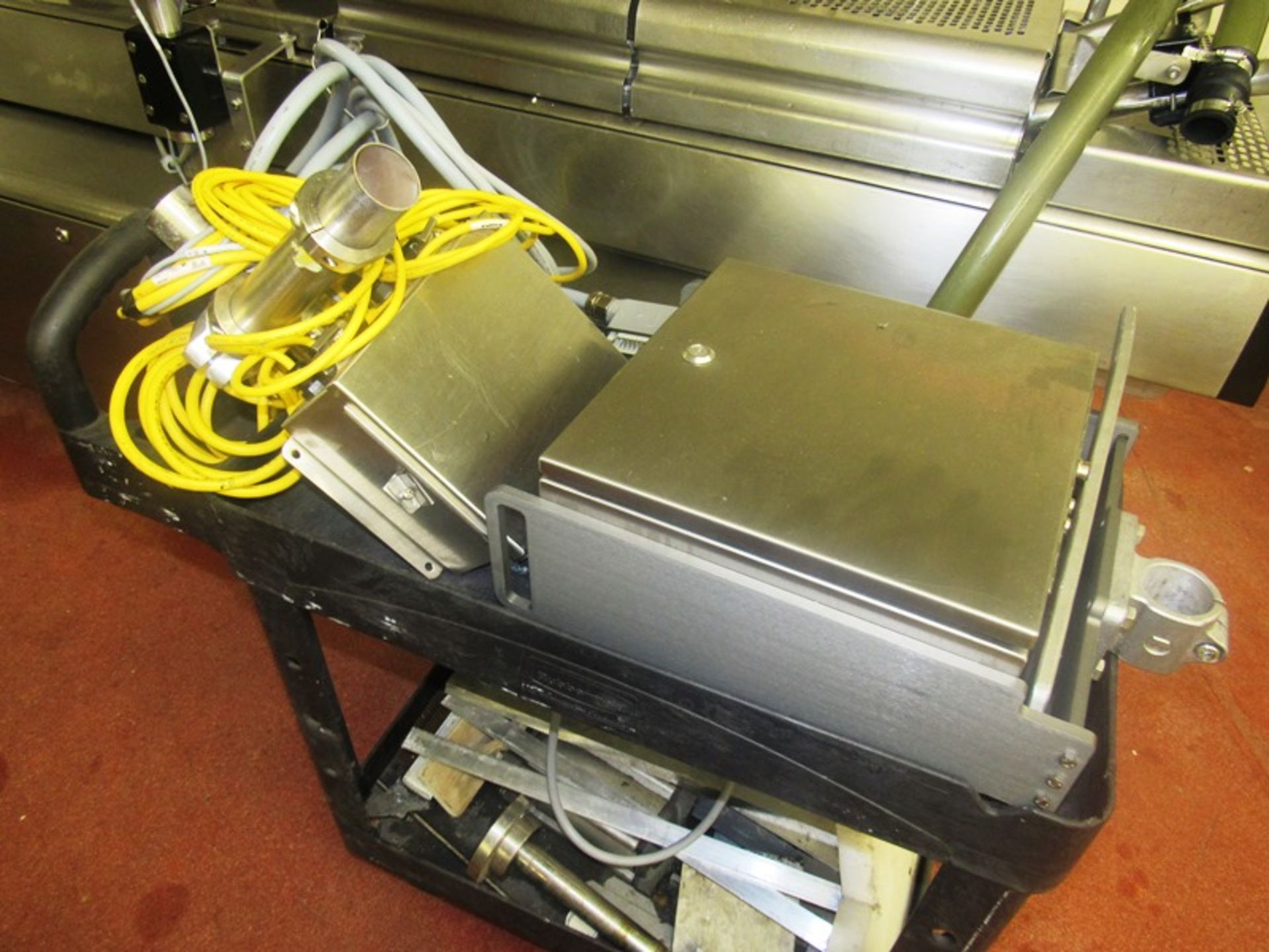 Multivac Mdl. R245 Rollstock Thermoformer, Ser. #130639, Mfg. 2009, 220 volts, 420 mm between chains - Image 28 of 28