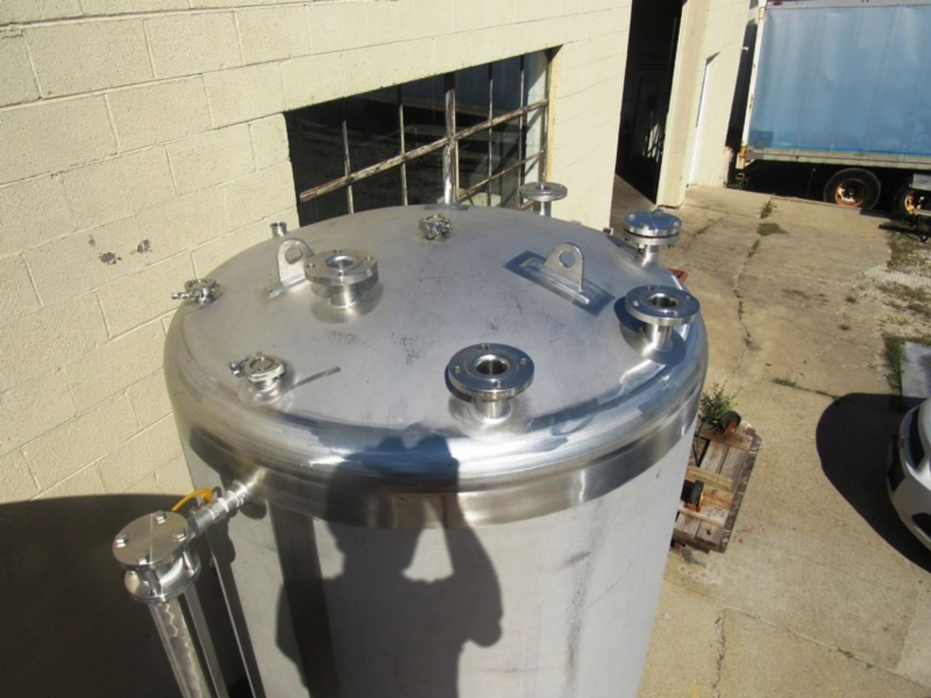 Lee Industries Model 550DBT Stainless Steel Single Wall Tank, 550 gallon capacity, 4’ dia. X 5’ - Image 2 of 5