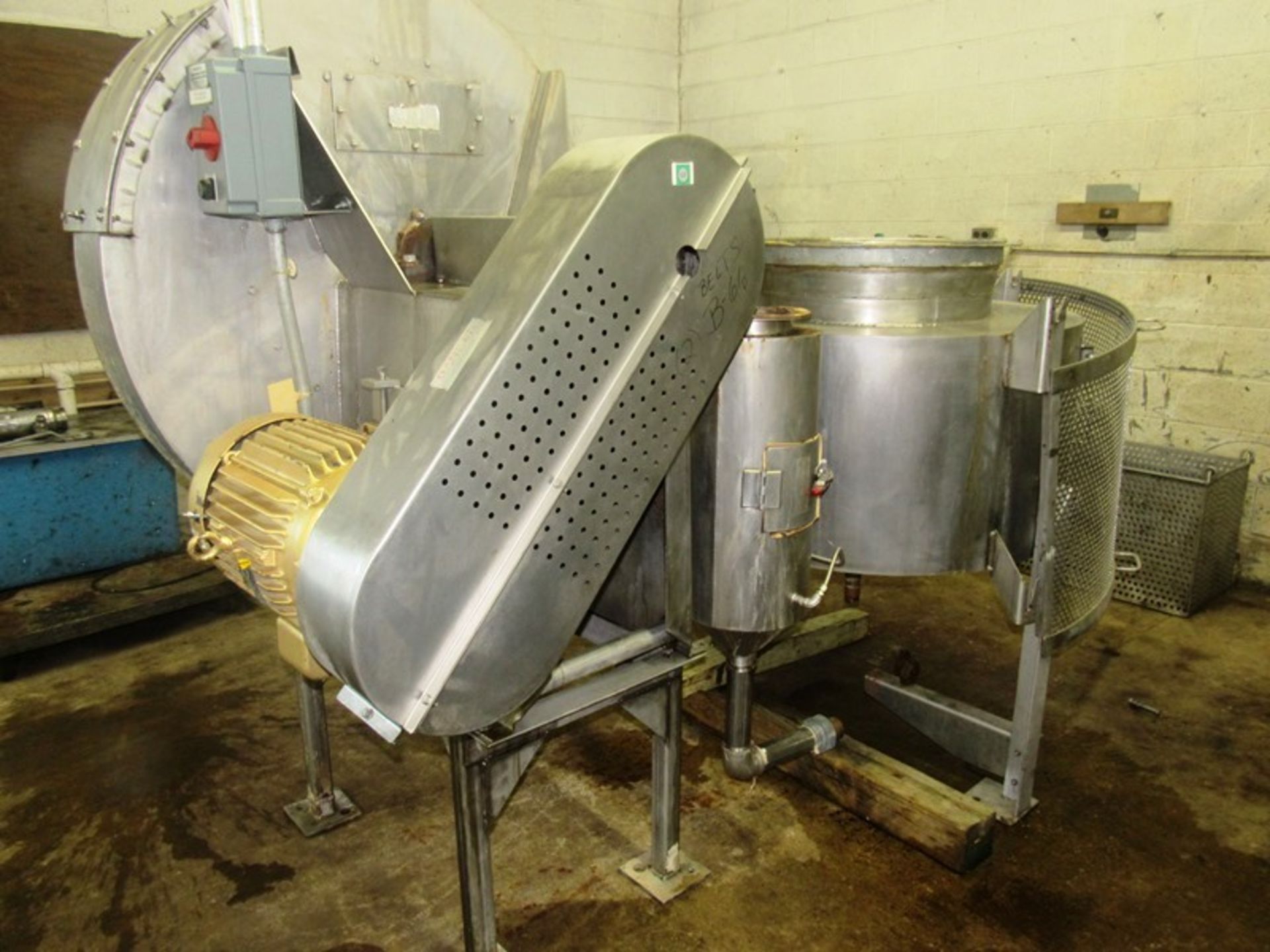 AAF International Roto Clone Wet-Type Dust Collector, 14" dia. outlet with approximate 30" dia.