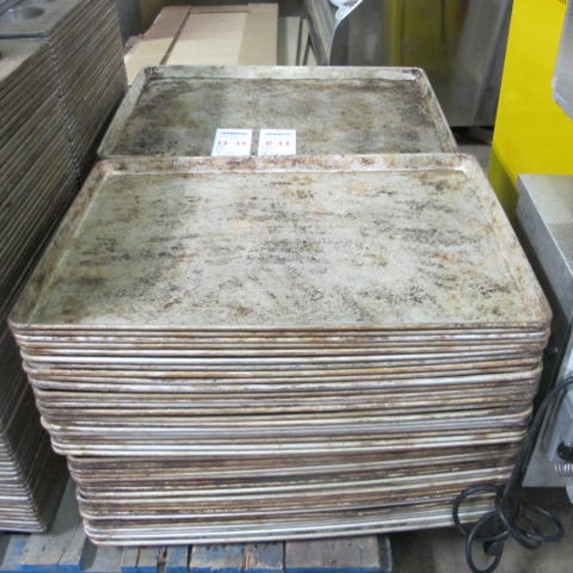 LOT, 20X, 18" x 26" BAKE TRAYS