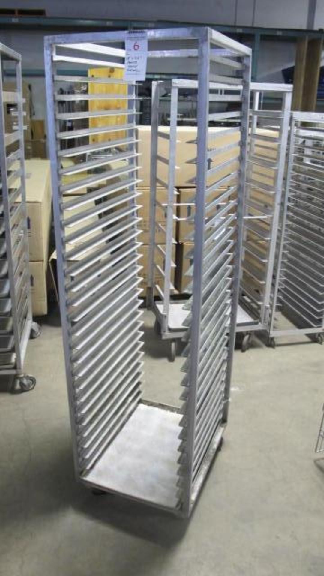 1X, 18" x 26" PORTA TRAY RACK - Image 2 of 3