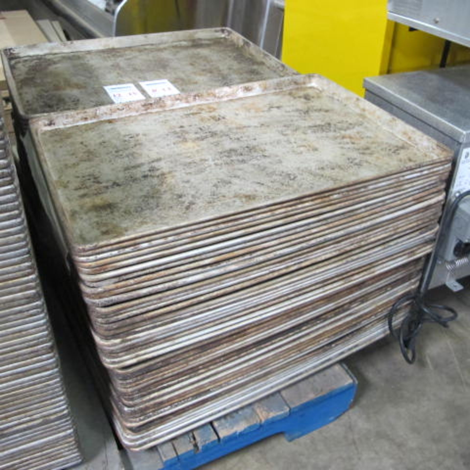 LOT, 20X, 18" x 26" BAKE TRAYS - Image 2 of 4