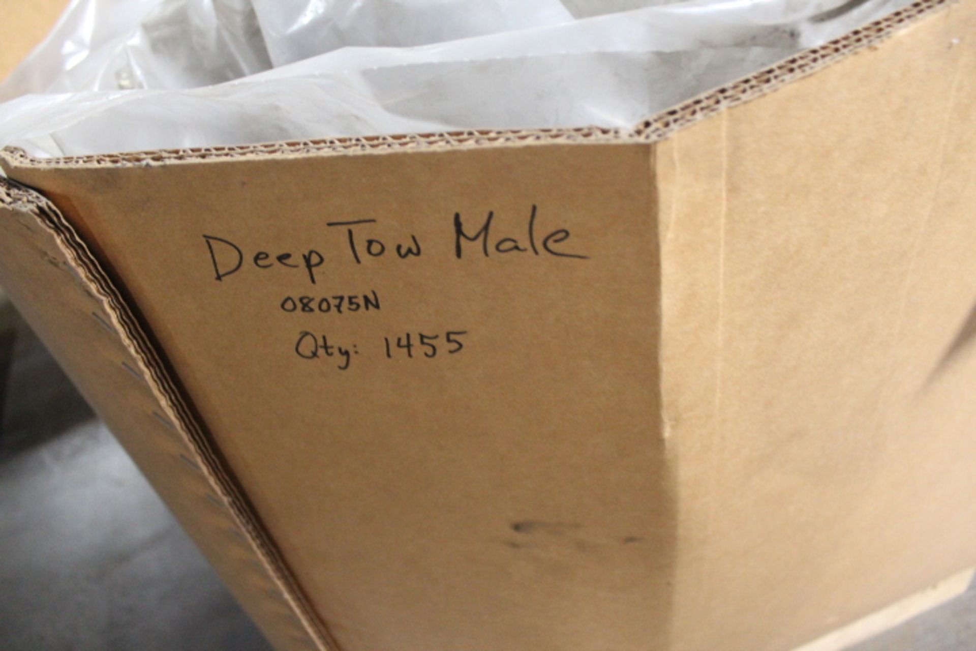 LOT, SKID OF DEEP TOW MALES (APRX 1300PCS) - Image 4 of 5