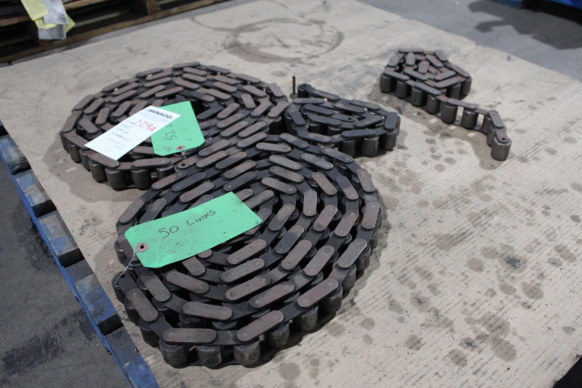 LOT, SKID OF CHAIN - Image 2 of 4