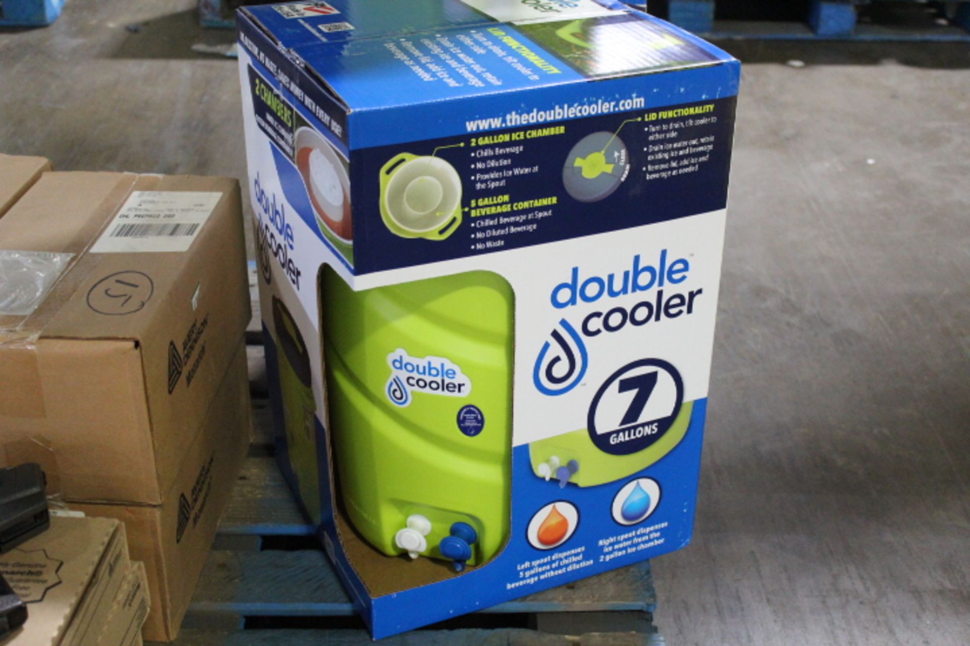 1 LOT, 2X 2.7 GAL COOLERS, 4 PRICE GUNS, PRICE STICKER ROLLS ETC - Image 3 of 5