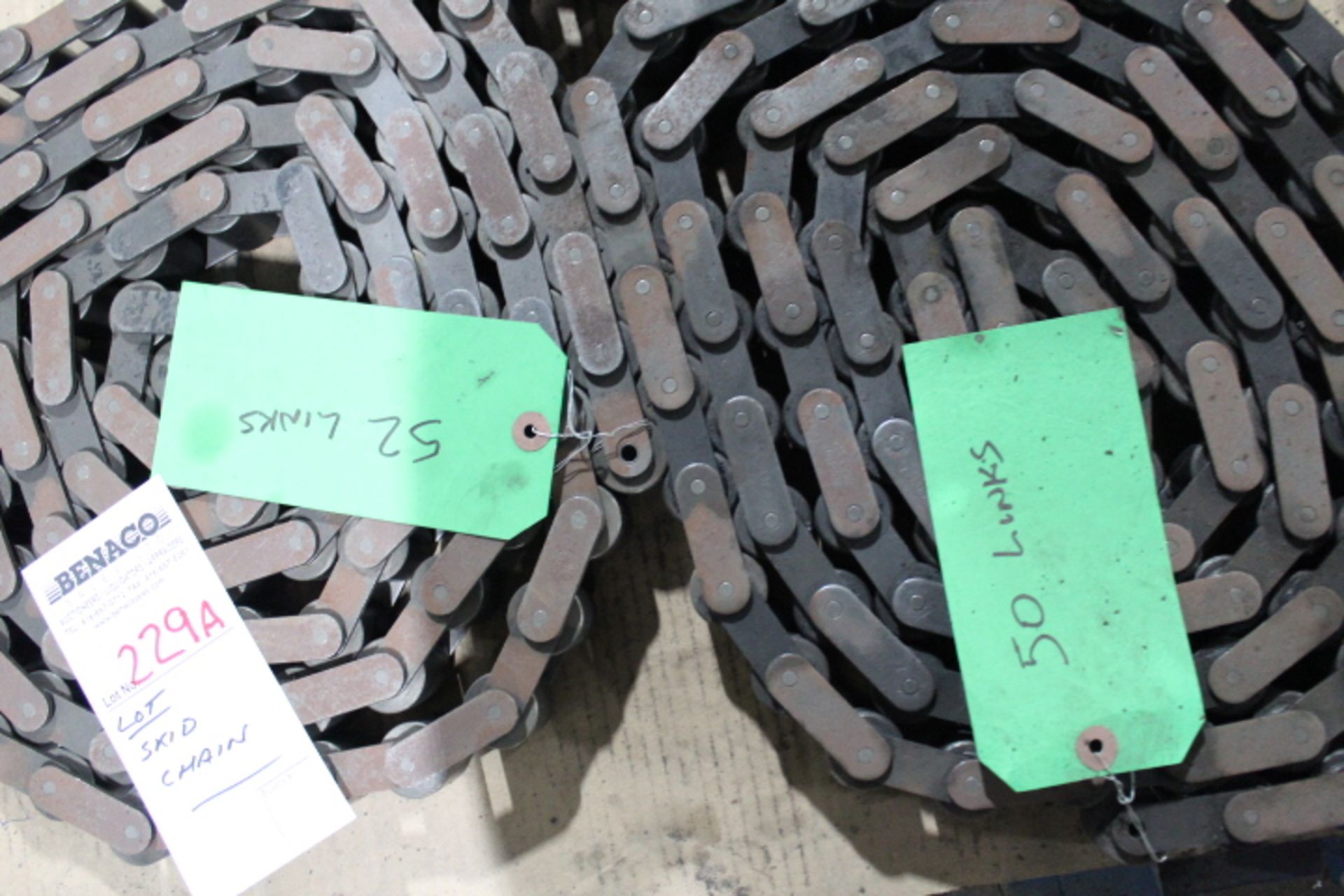 LOT, SKID OF CHAIN - Image 3 of 4