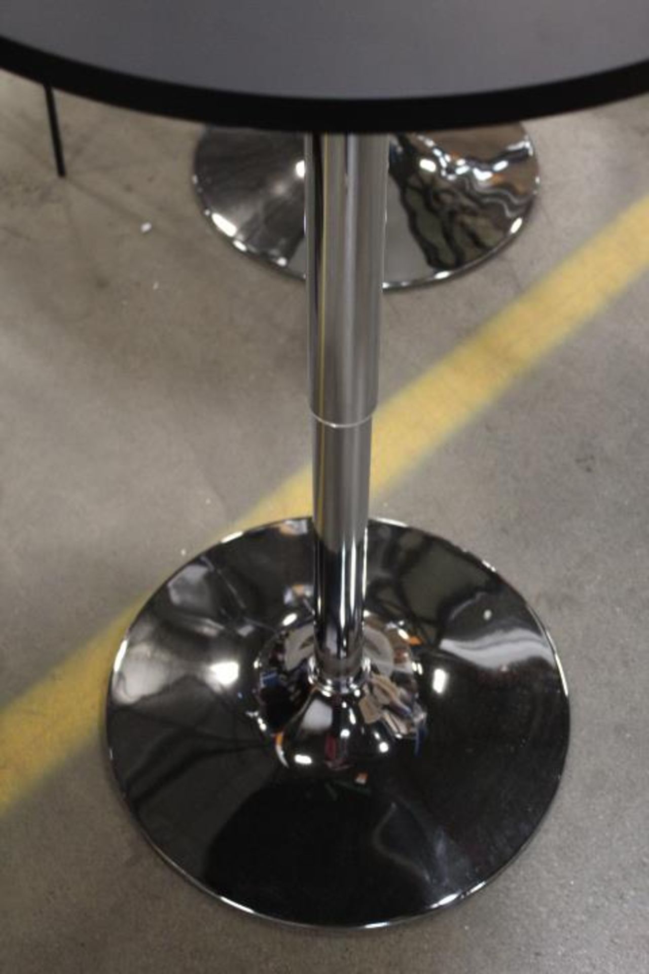 1X, LUMISOURCE 2'D, ADJ., HI-TOP BAR TABLE W/ CHROME BASE - Image 3 of 4