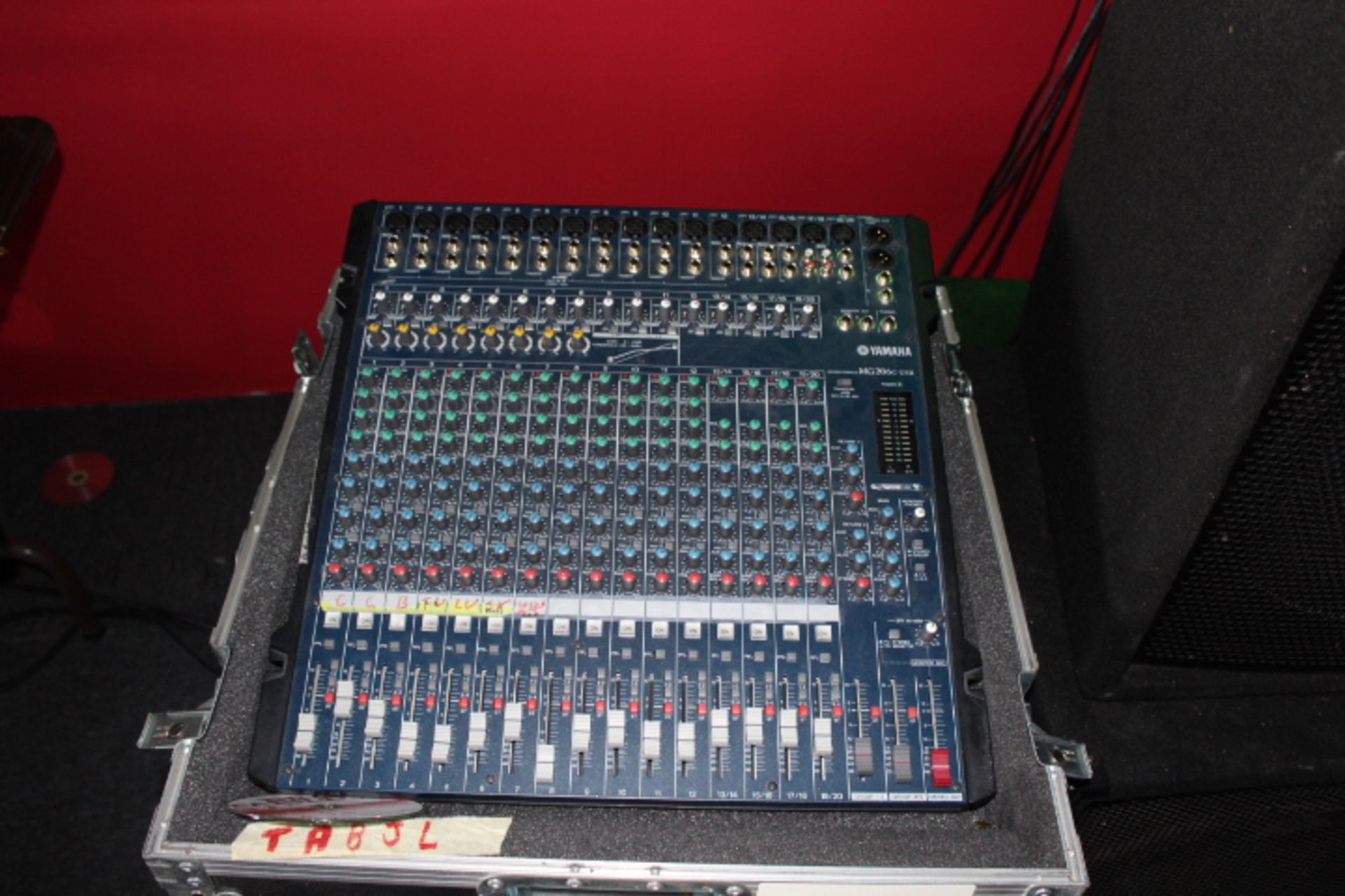 YAMAHA MG206C MIXING BOARD