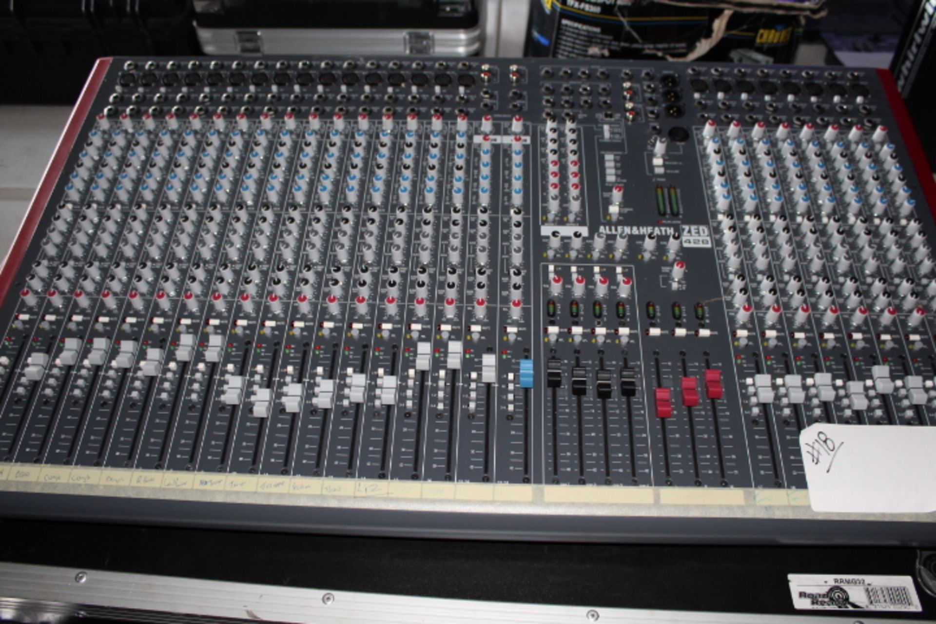 ALLEN & HEATH ZED 428 MIXER