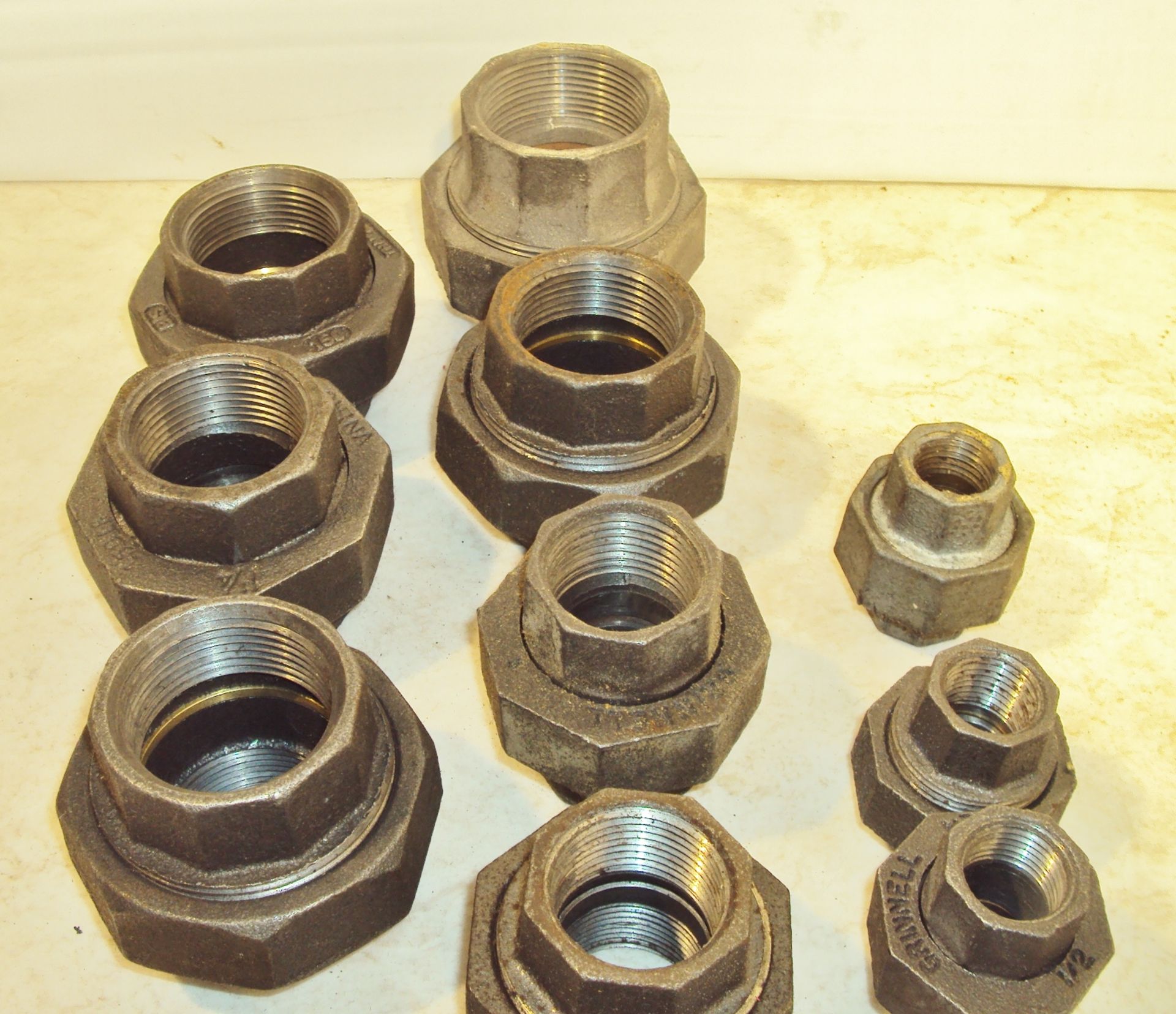 COUPLINGS & UNIONS - Image 2 of 5