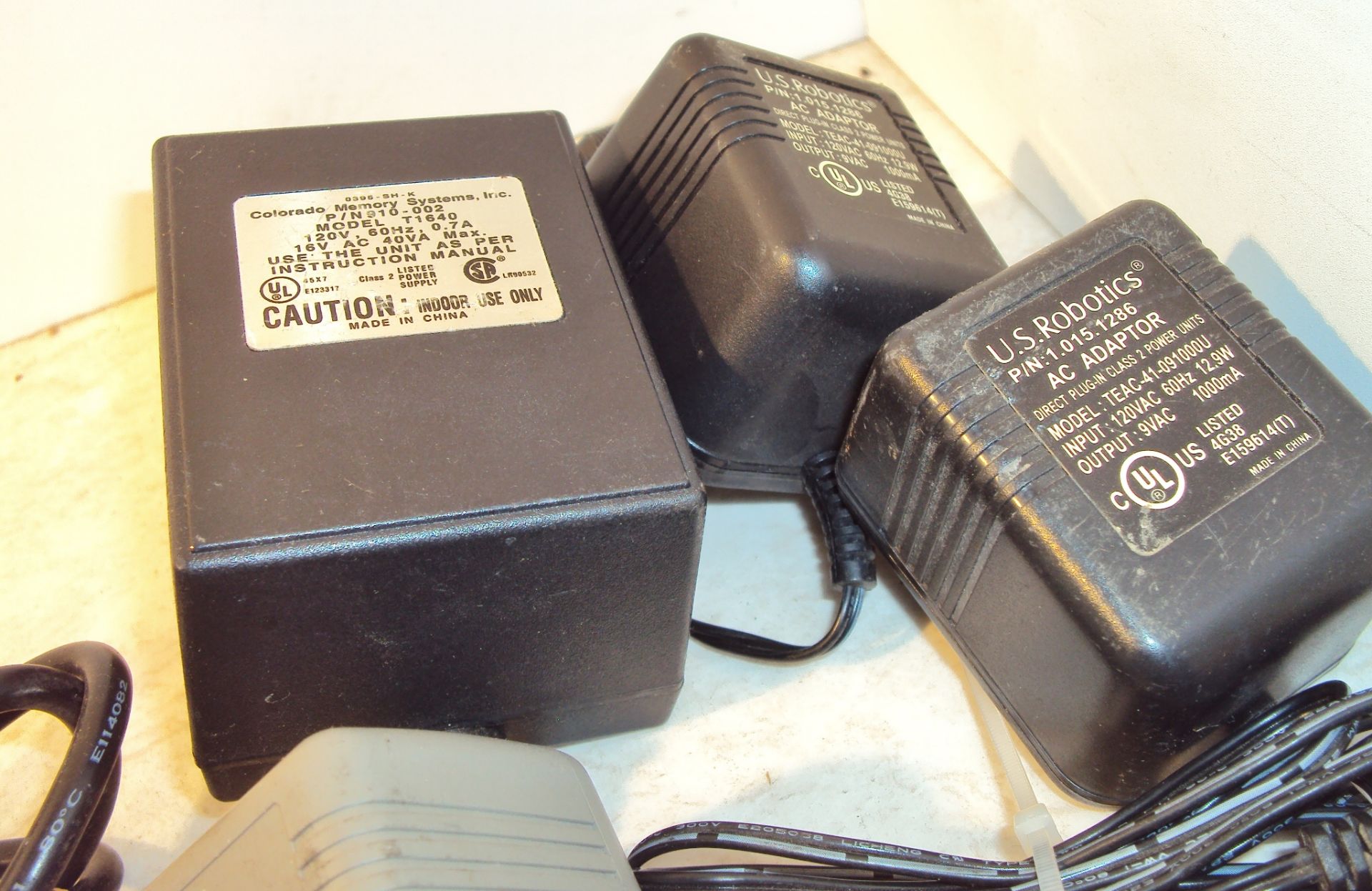 POWER SUPPLY ADAPTERS - Image 3 of 4