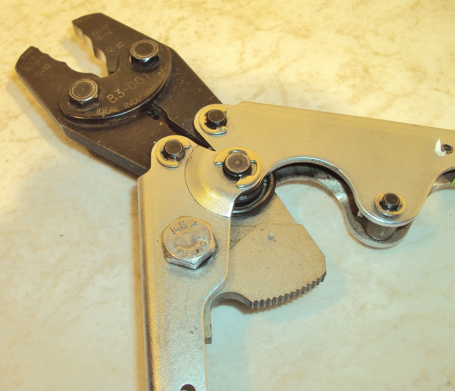 WIRE CRIMPERS - Image 4 of 4