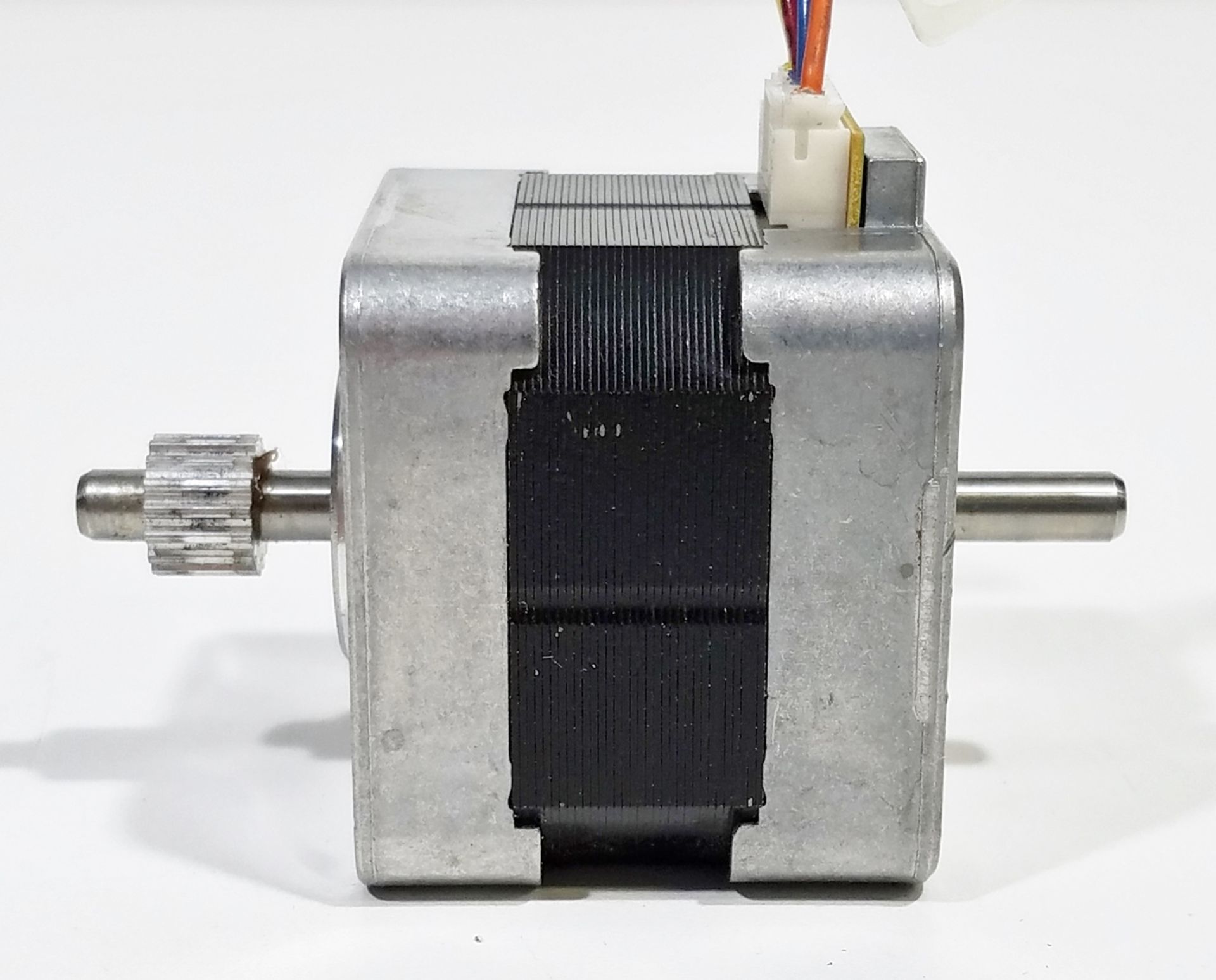 ASTROSYN STEPPER MOTORS - Image 4 of 5