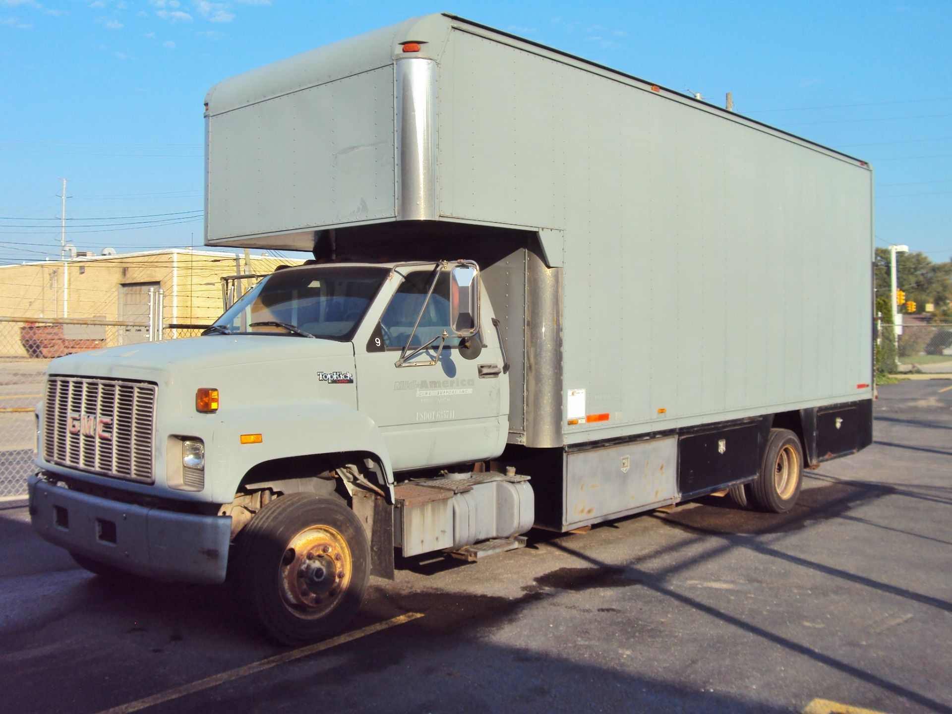 1996 GMC TOPKICK 26' BOX DIESEL TRUCK