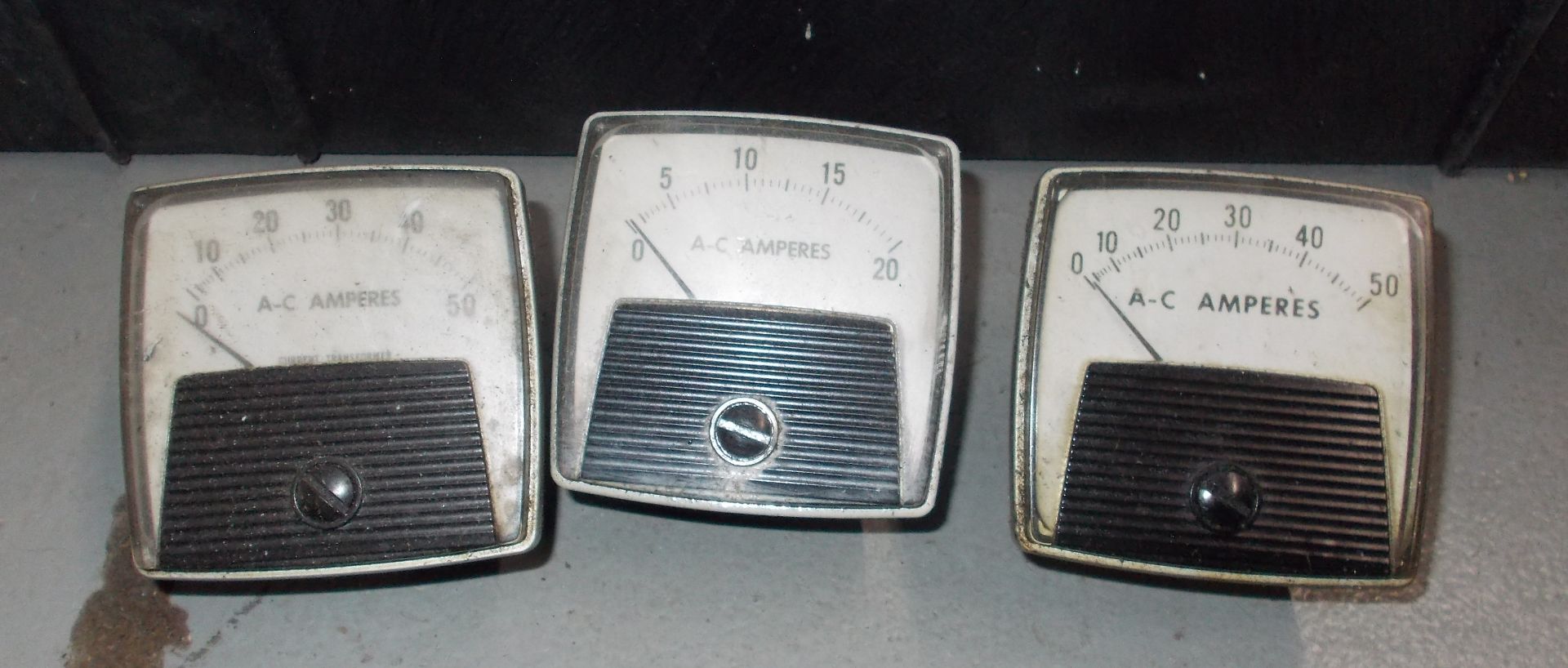 AC AMP GAGES - Image 2 of 3