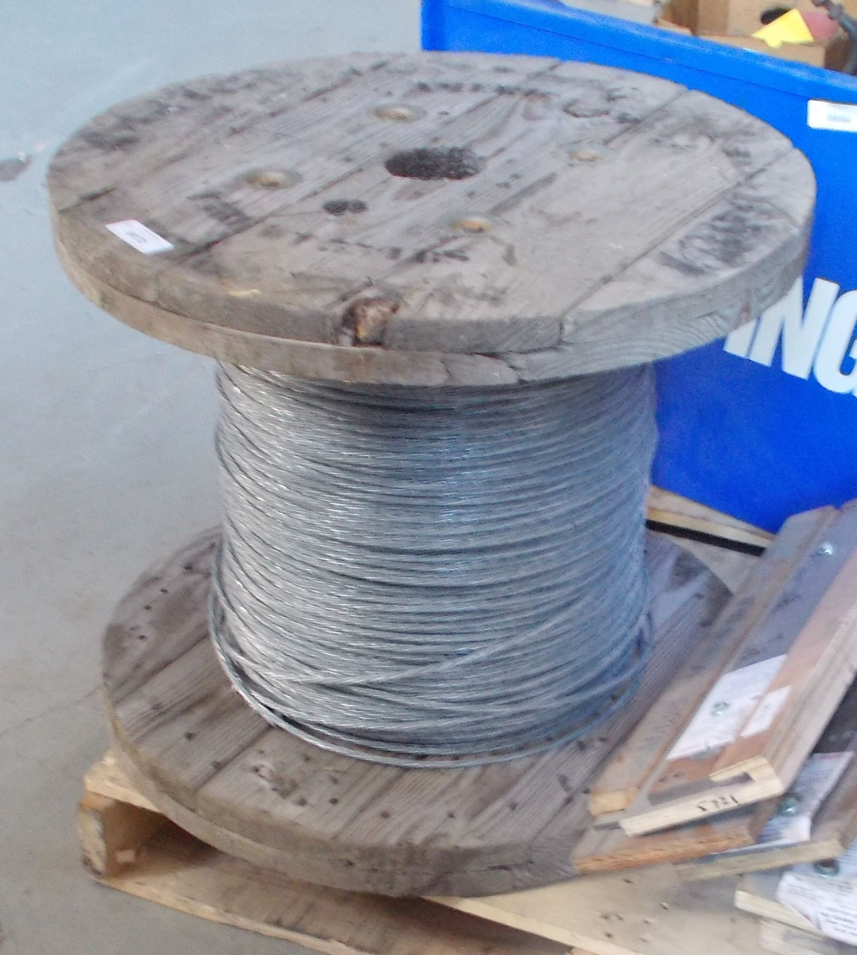 1/4" TWISTED WIRE CABLE SPOOL - Image 2 of 4