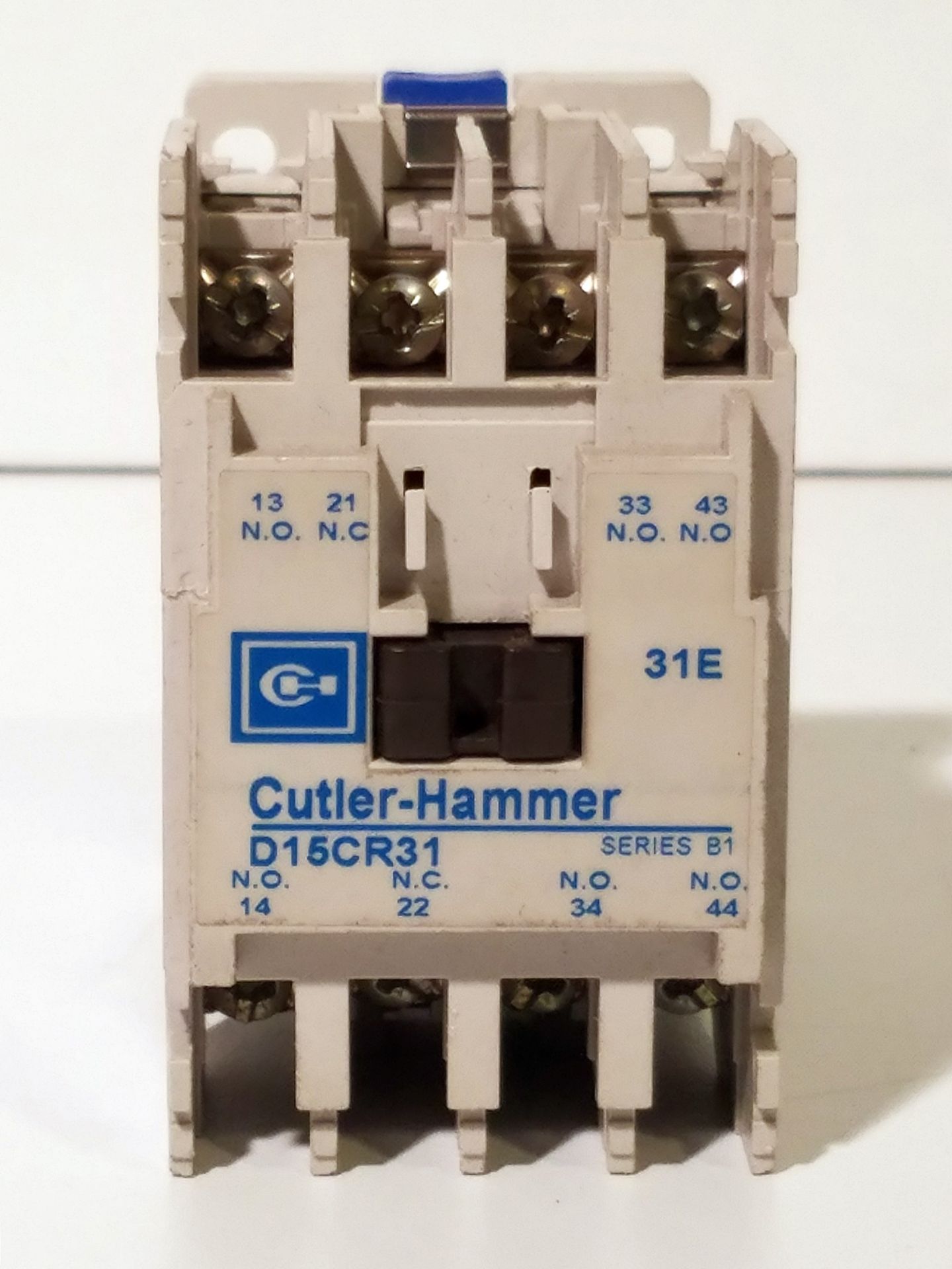 Cutler-Hammer D15CR31E AC Relay 4-Pole - Image 2 of 3