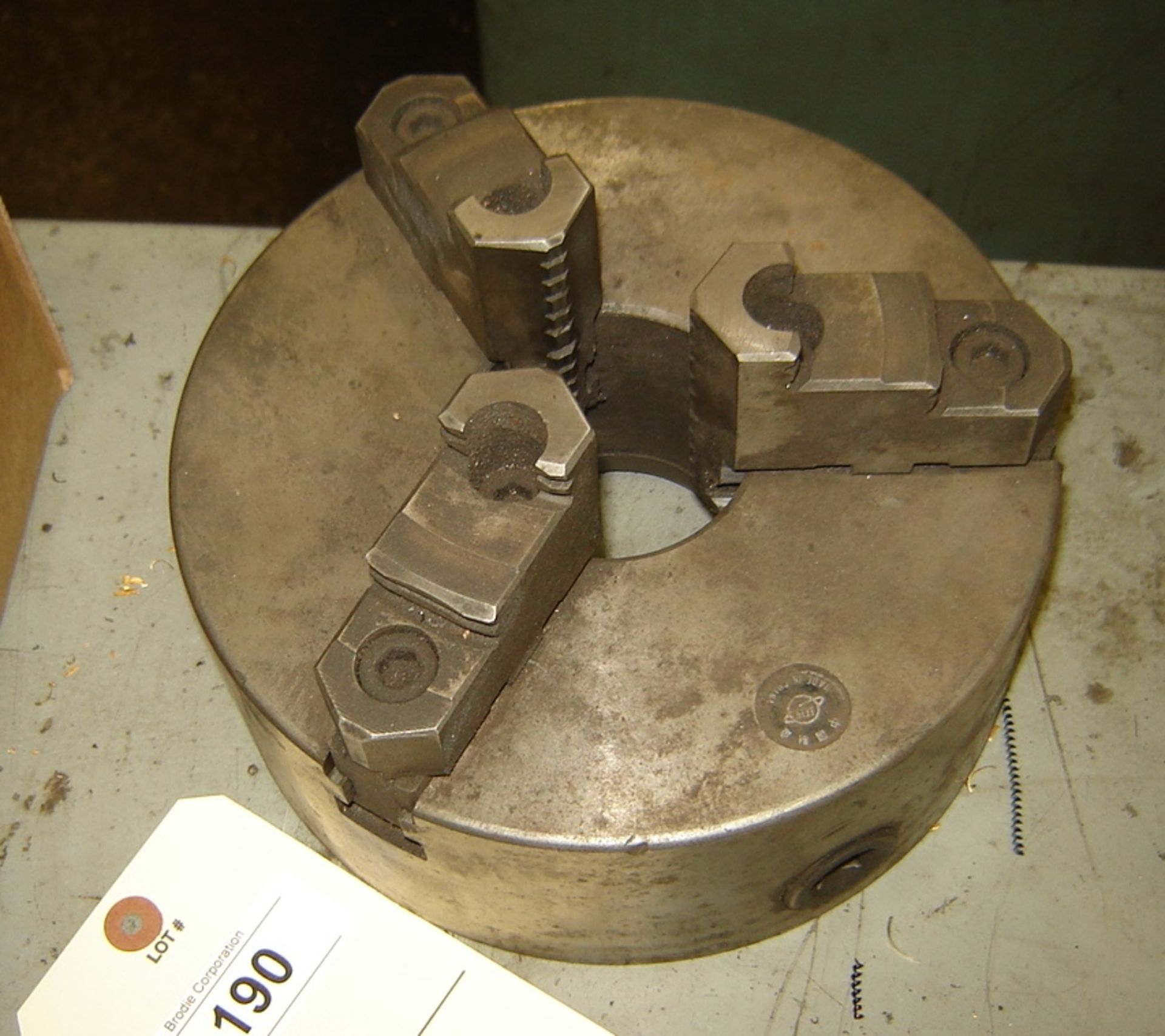 3-JAW CHUCK