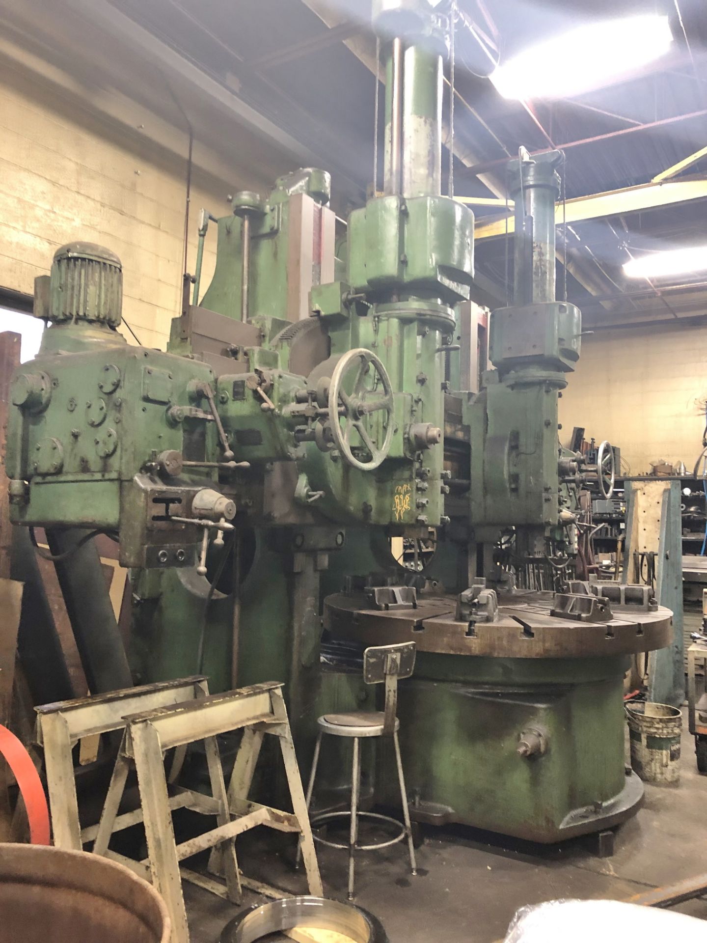 CRAVEN 72" DOUBLE HEAD VERTICAL BORING MILL - Image 7 of 12