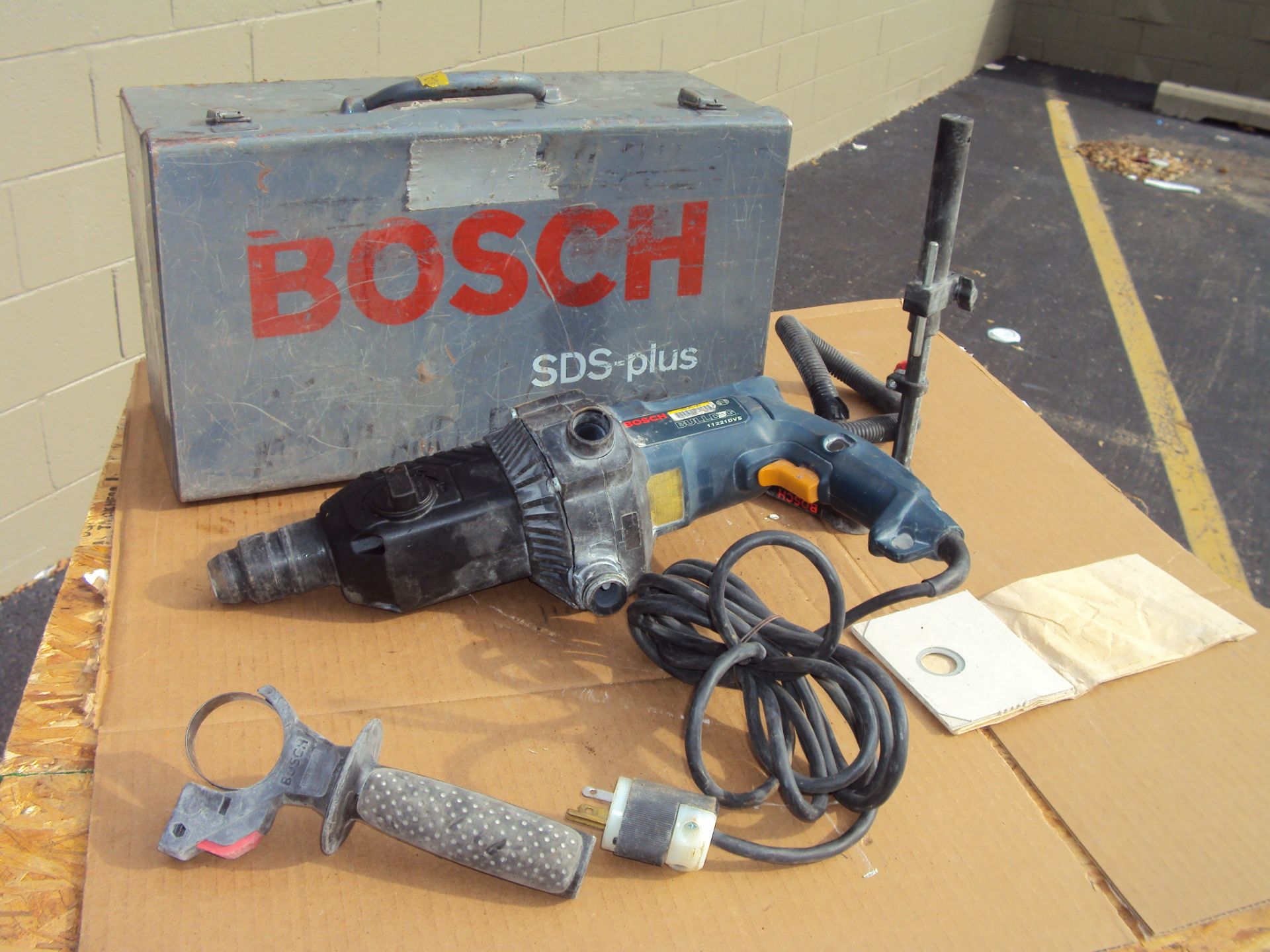 BOSCH #11221DVS BULLDOG SDS PLUS HAMMER DRILL