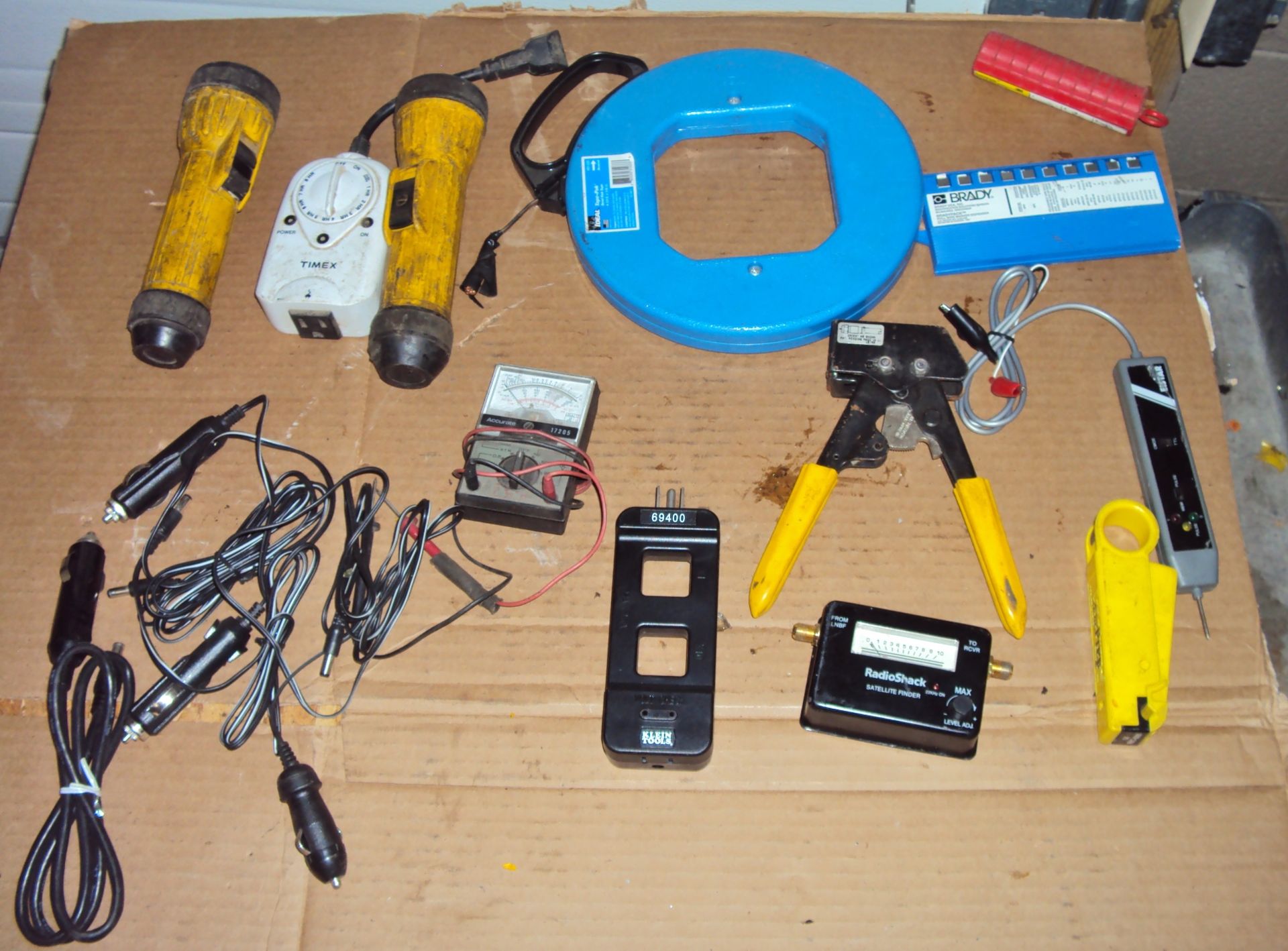 ASSORTED ELECTRICIAN TOOLS