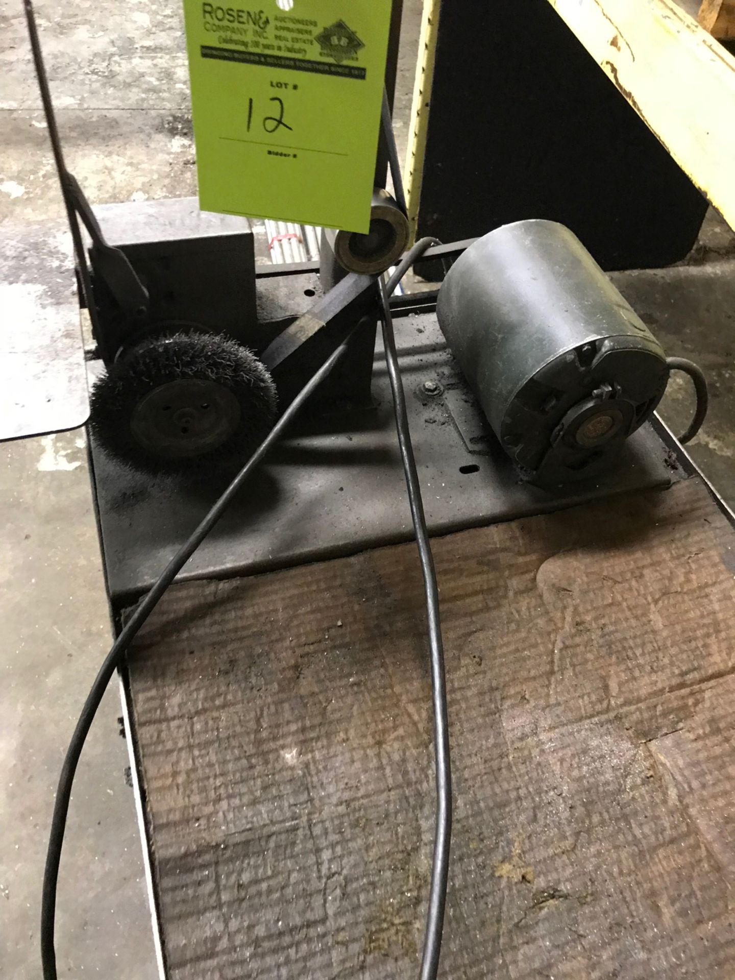 Rolling cart with 1 inch belt sander mounted - Image 3 of 5