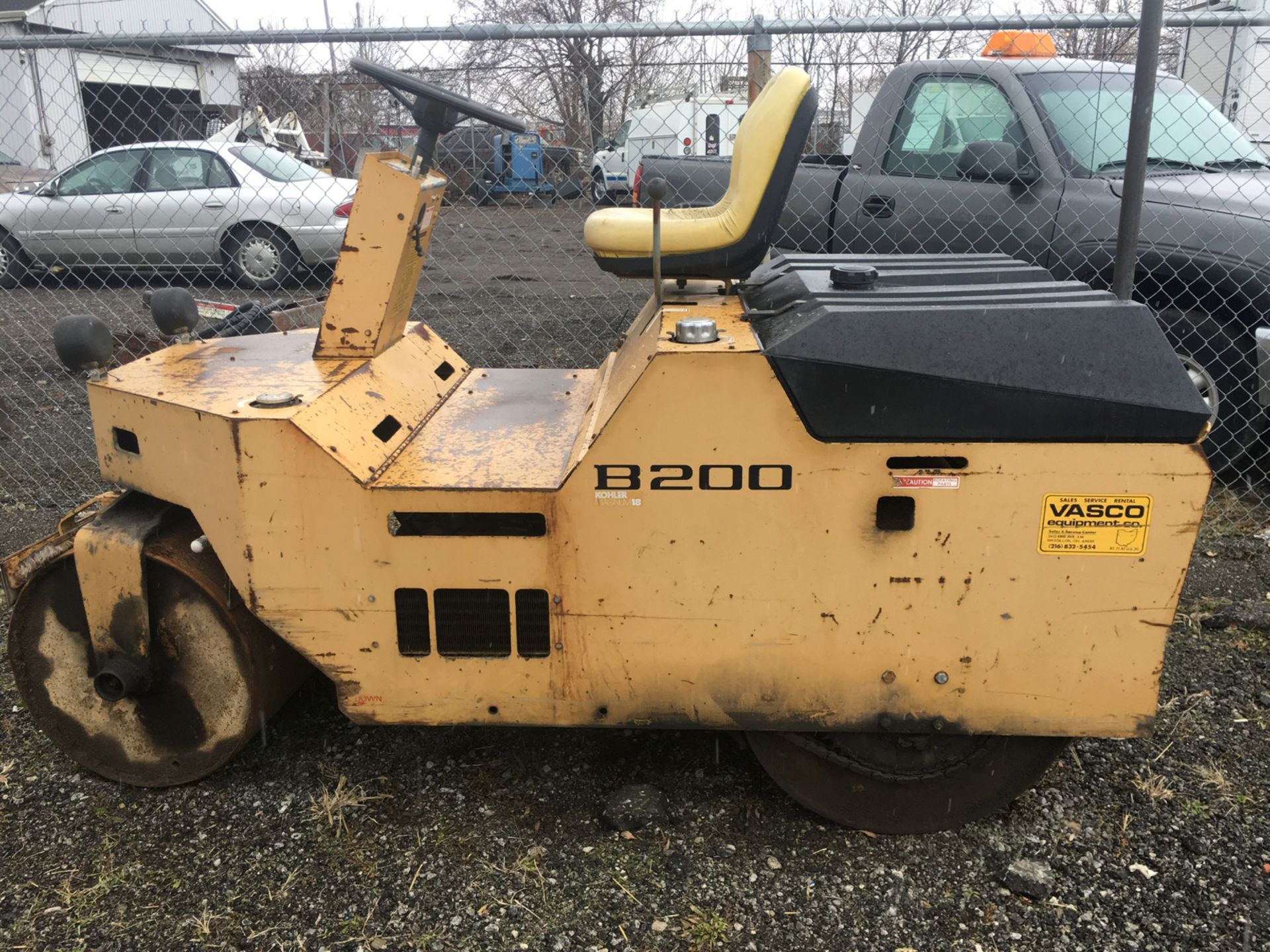 Beuthling B200 gas roller. Kohler 18hp. Trailer included