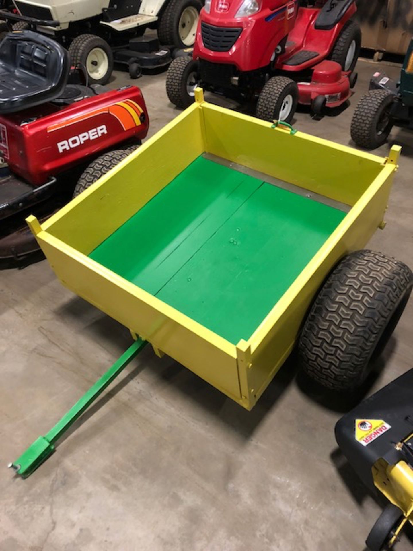 31â€ x 33.5â€ lawn cart on 4 wheeler tires