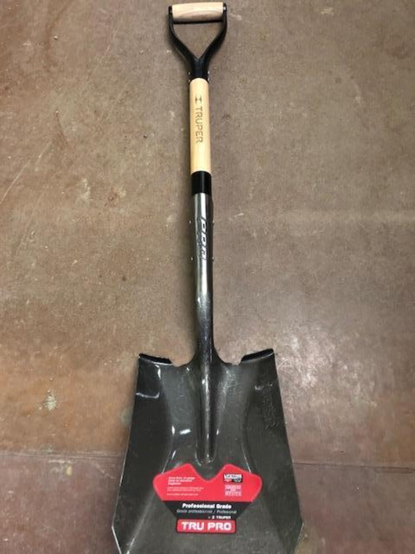 (6) brand new 14 gauge flat shovels