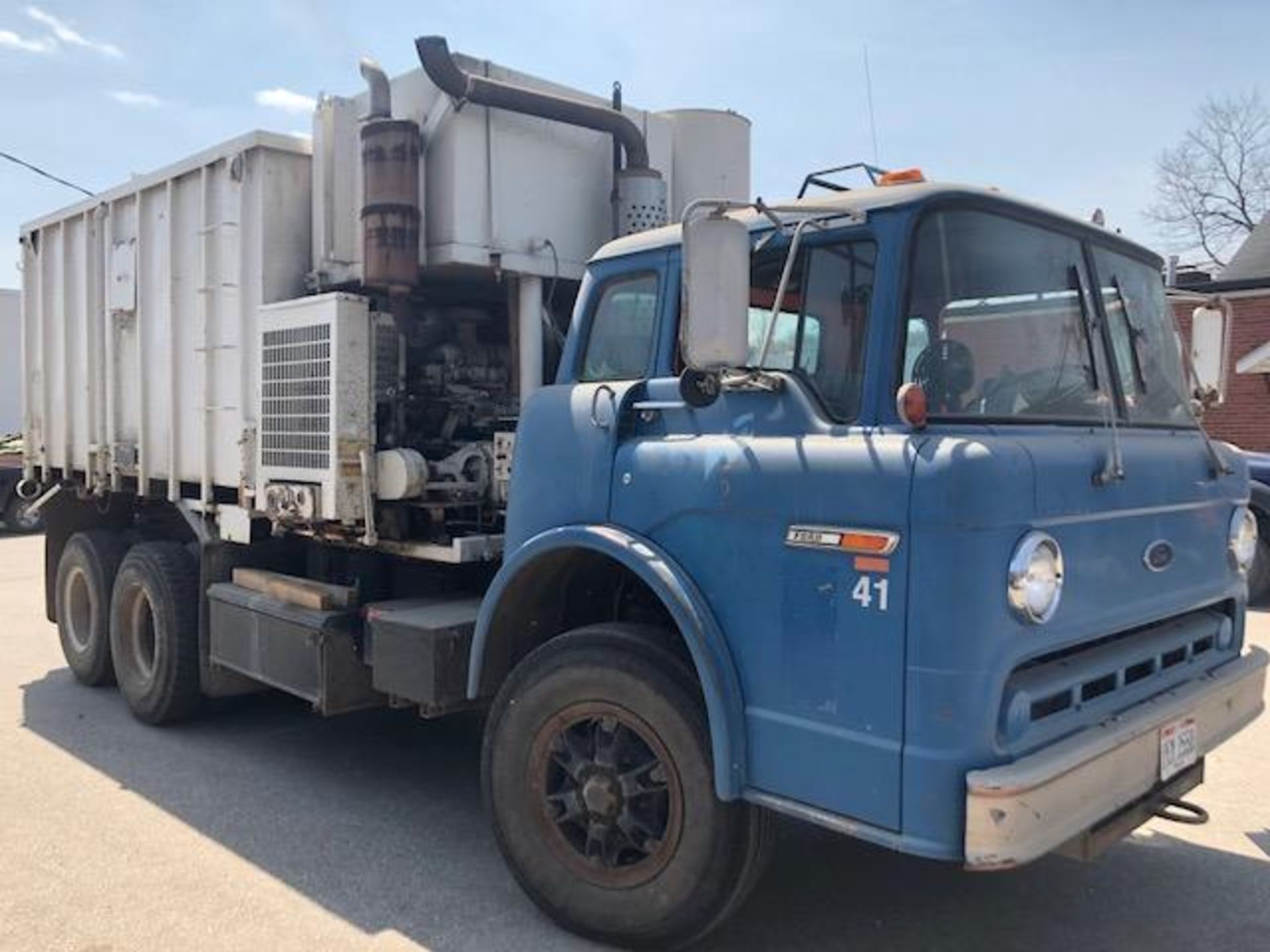 1988 Ford 8000 Vac-All truck. Cat diesel