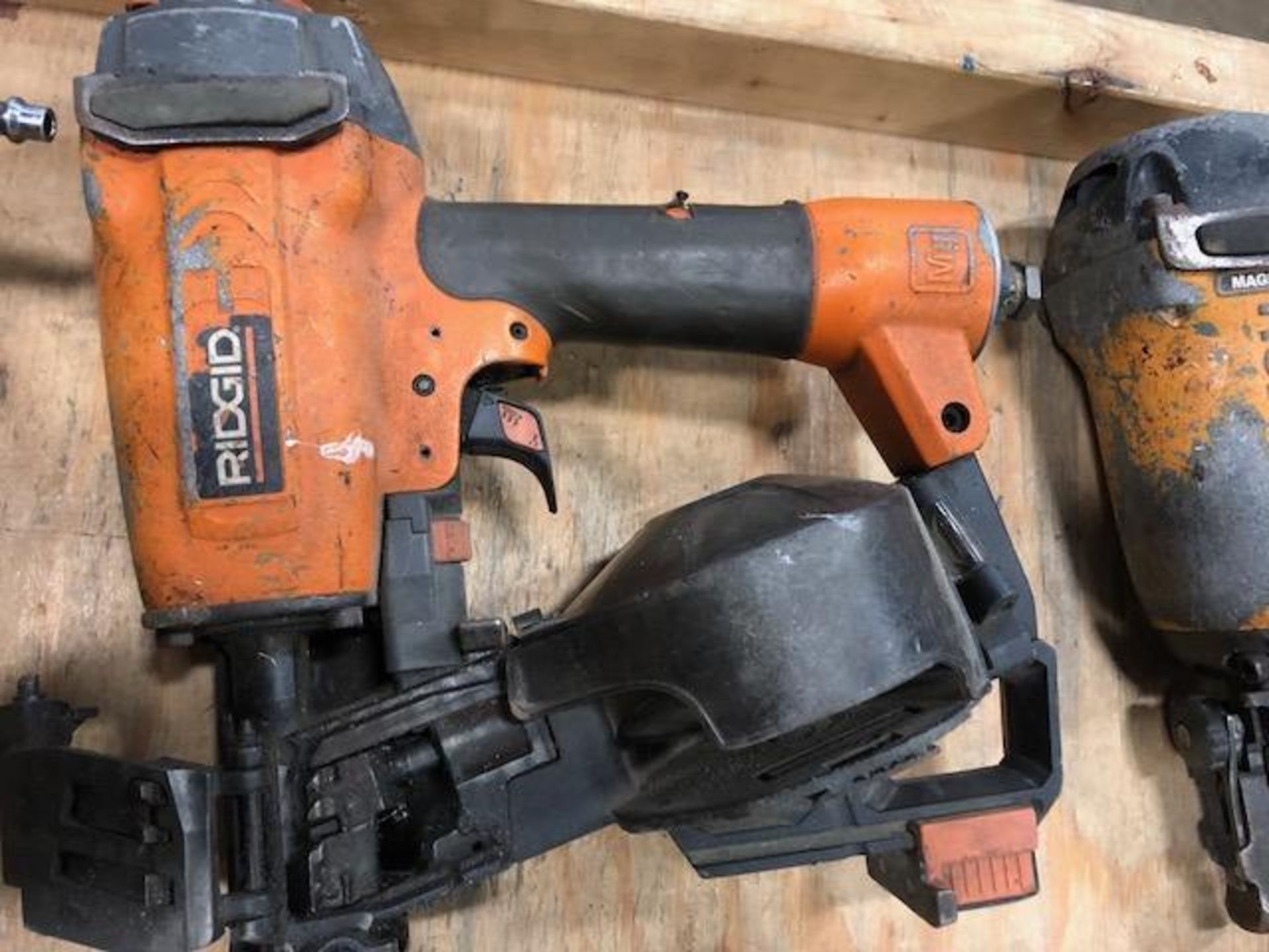 Ridgid coil roofing gun